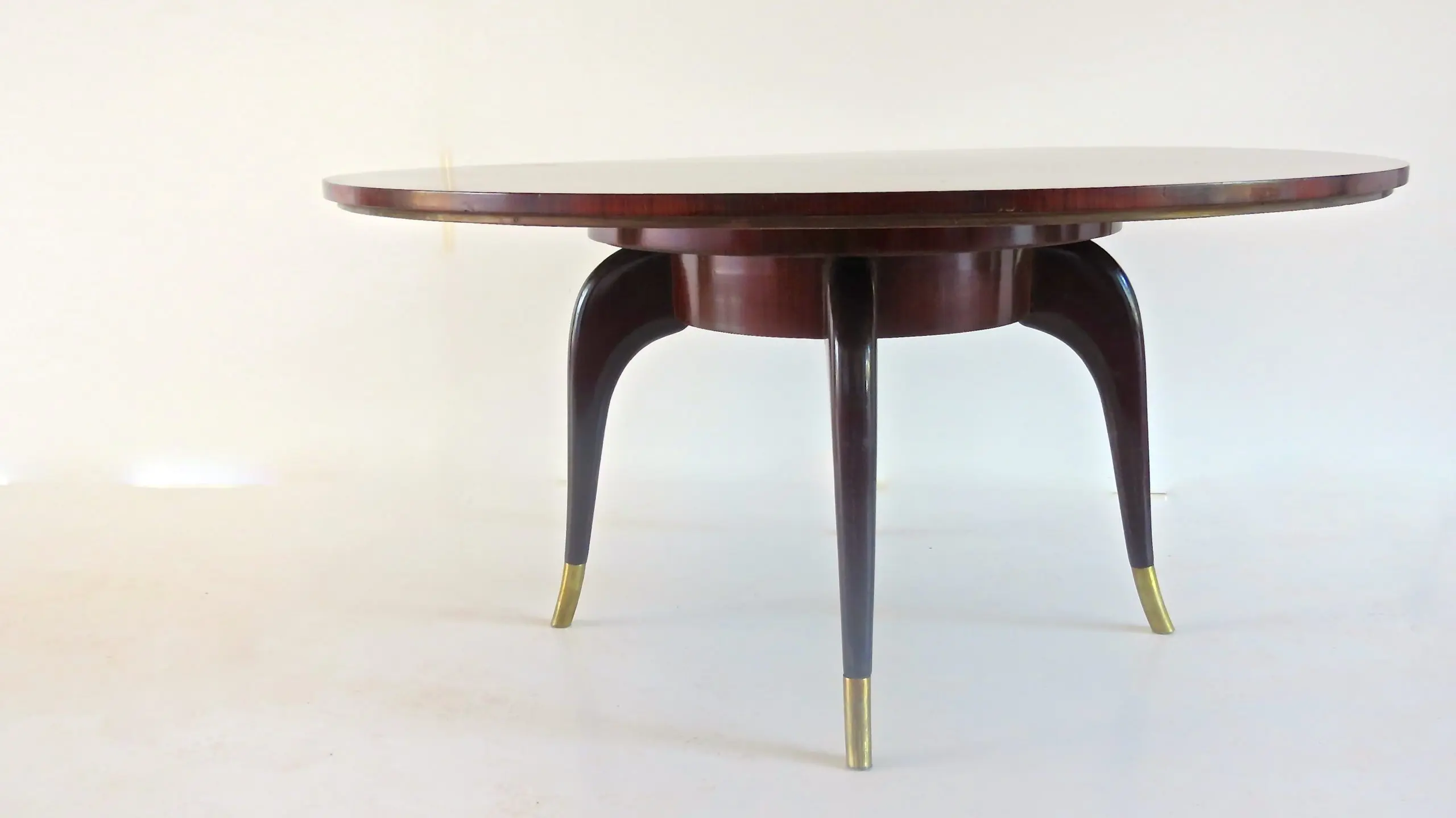 Rare large round mahogany coffee table attr. Paolo Buffa,1940 — image 2