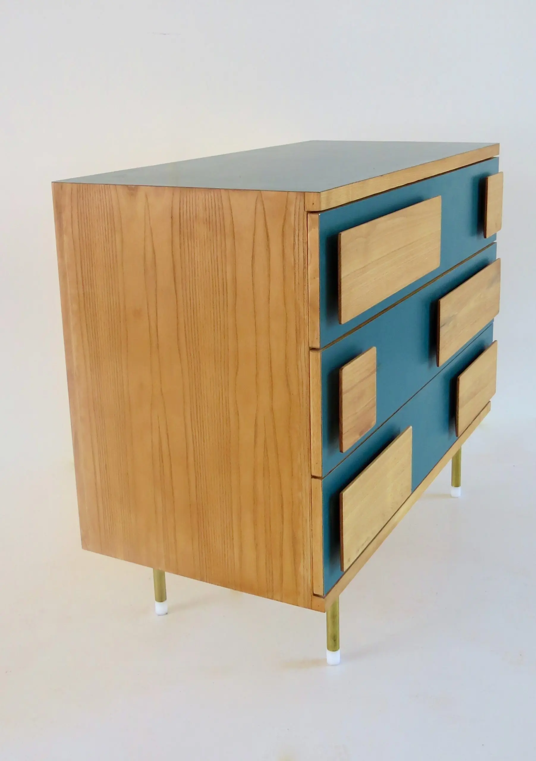 Gio Ponti Three Drawers Green Cabinet from Hotel Parco dei Principi, Rome, 1964 — image 3