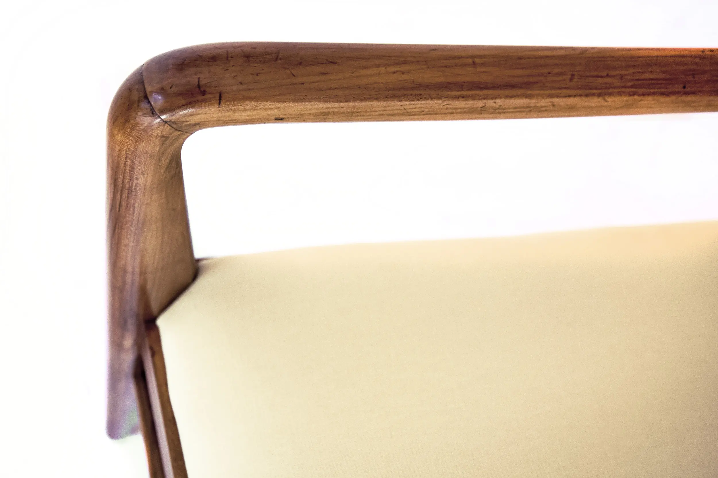 Elegant Tomaso Buzzi Armchair, circa 1936 — photo 5