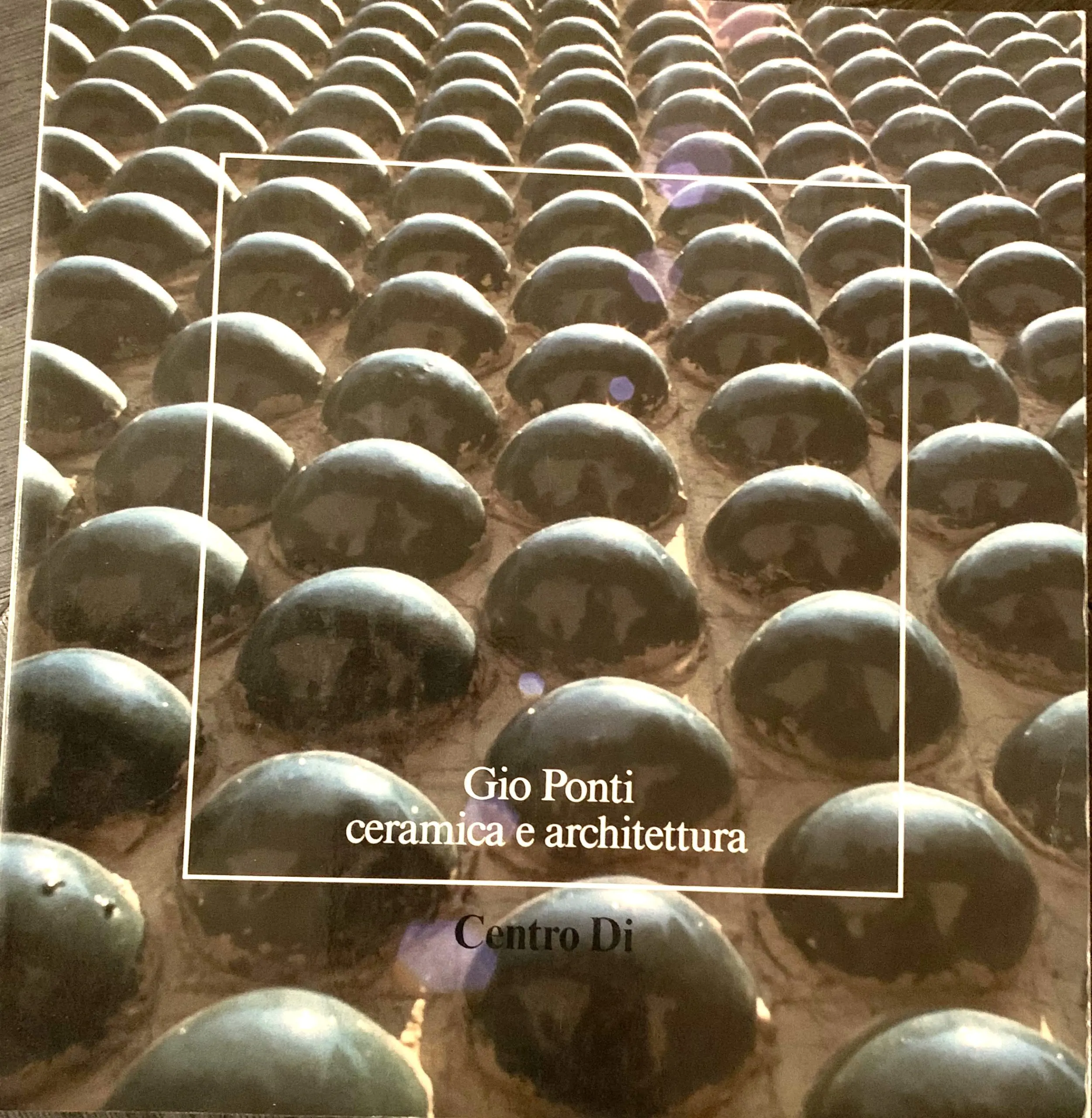 Gio Ponti , group of 100 green ovoid glazed ceramic tiles,1964 — image 3