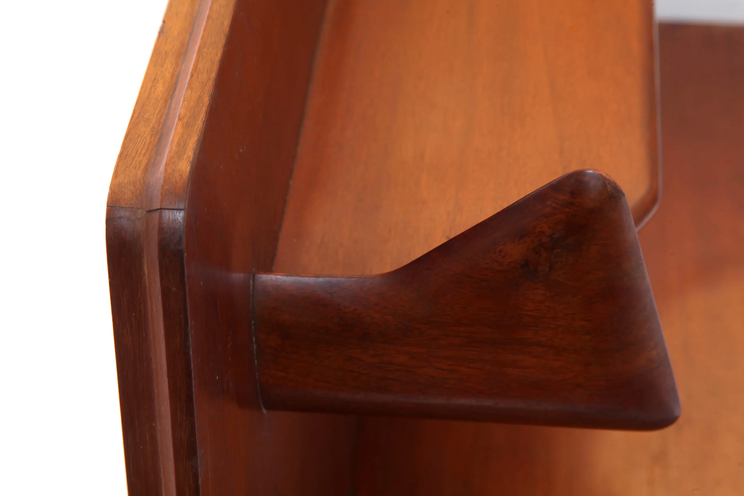 Important Italian Wall Unit, Large Curved Sofa and Shelfs by Dassi, 1950 — photo 12