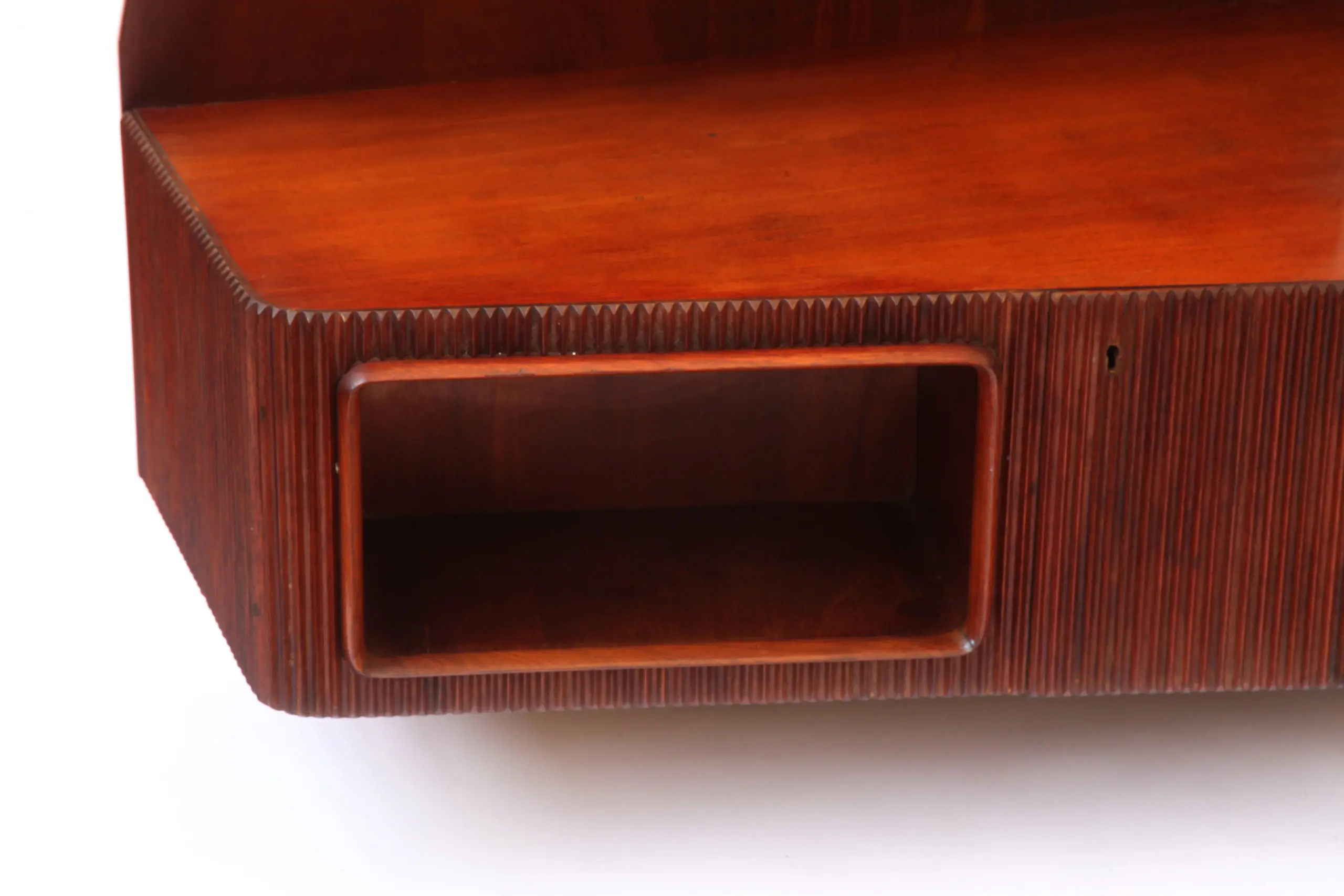 Important Italian Wall Unit, Large Curved Sofa and Shelfs by Dassi, 1950 — photo 26