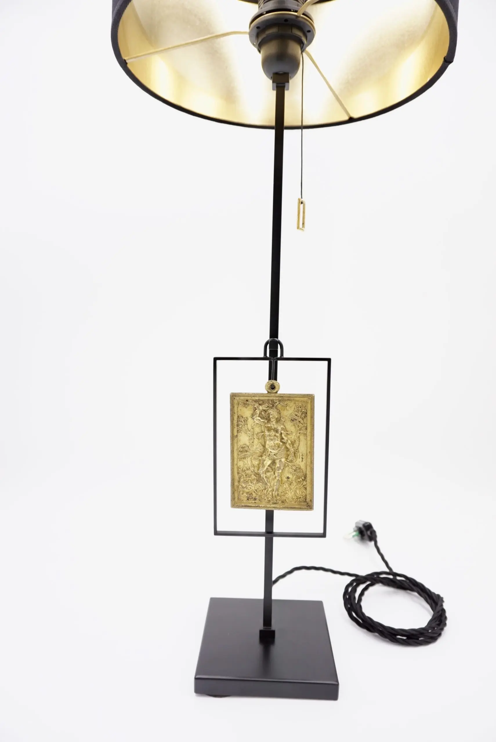 "Masterpieces of light" brass table lamp with S. Sebastiano bronze plaque XVII° — image 3
