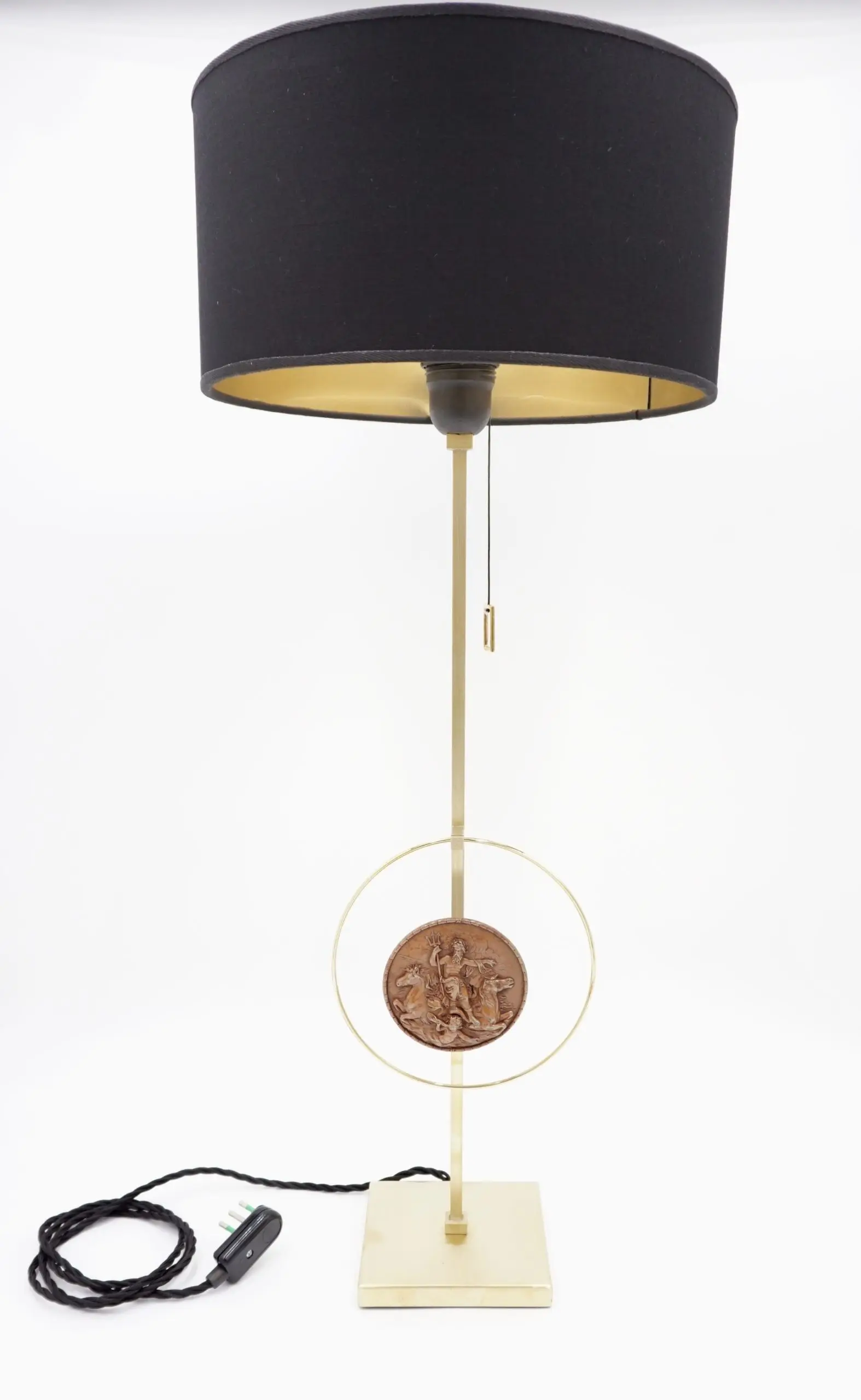 "Masterpieces of light" brass table lamp with Van Vianen copper sculpture XVII° — photo 15