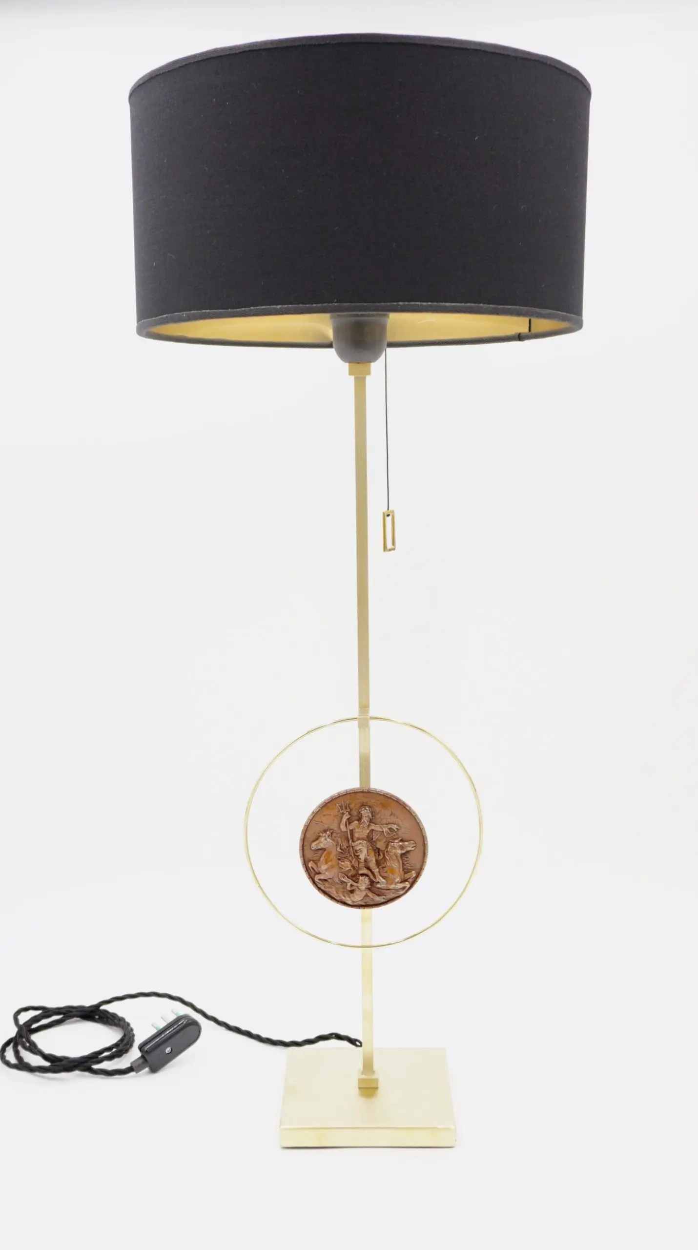 "Masterpieces of light" brass table lamp with Van Vianen copper sculpture XVII° — image 3