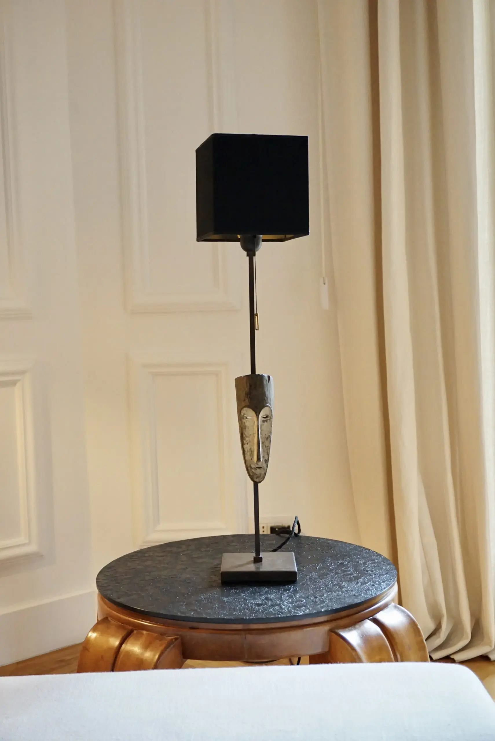 "Masterpieces of Light" pair of cubist table lamps with Fang Ngil masks, 1910 — photo 16