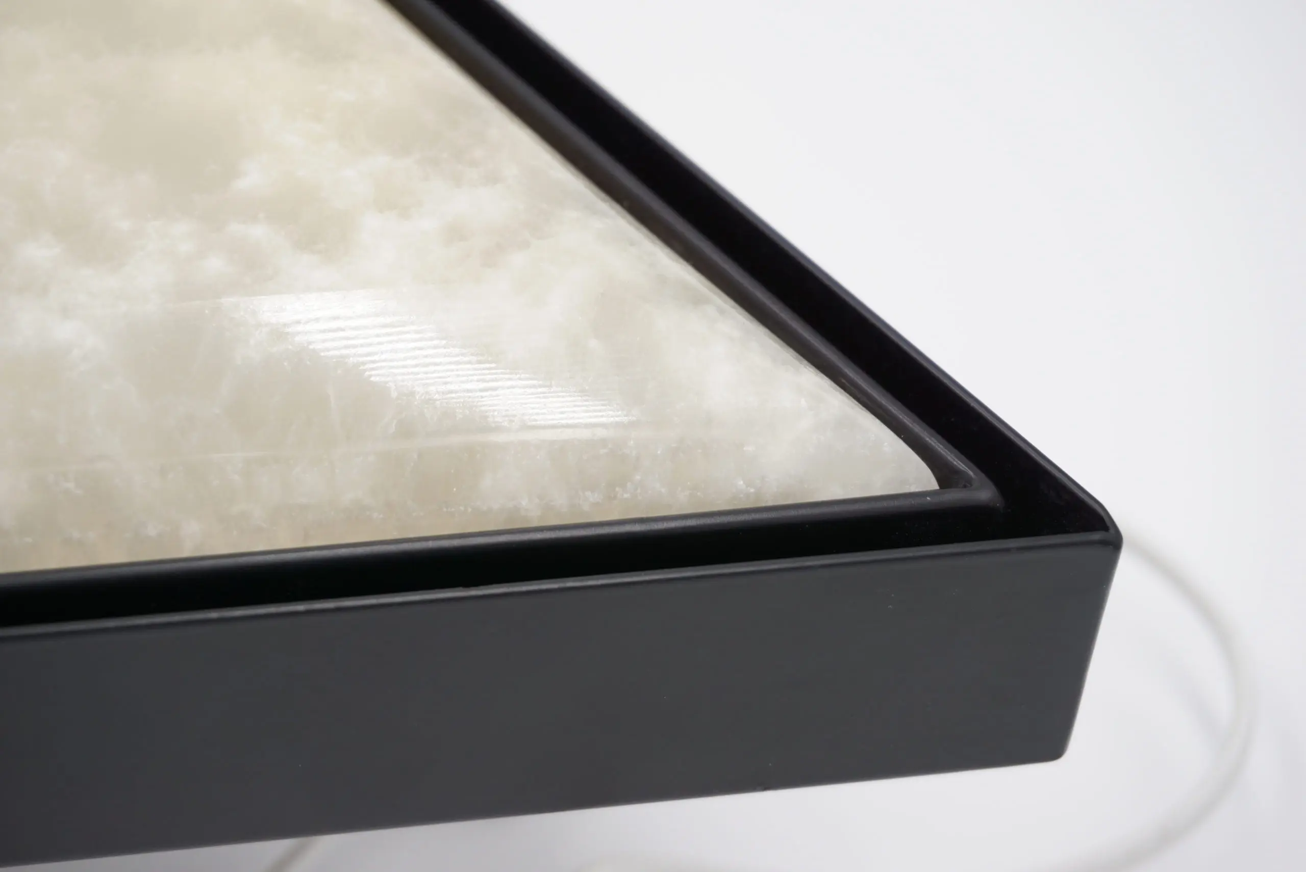 large onyx triangular " Archimede" wall lamp, 2021 — photo 10