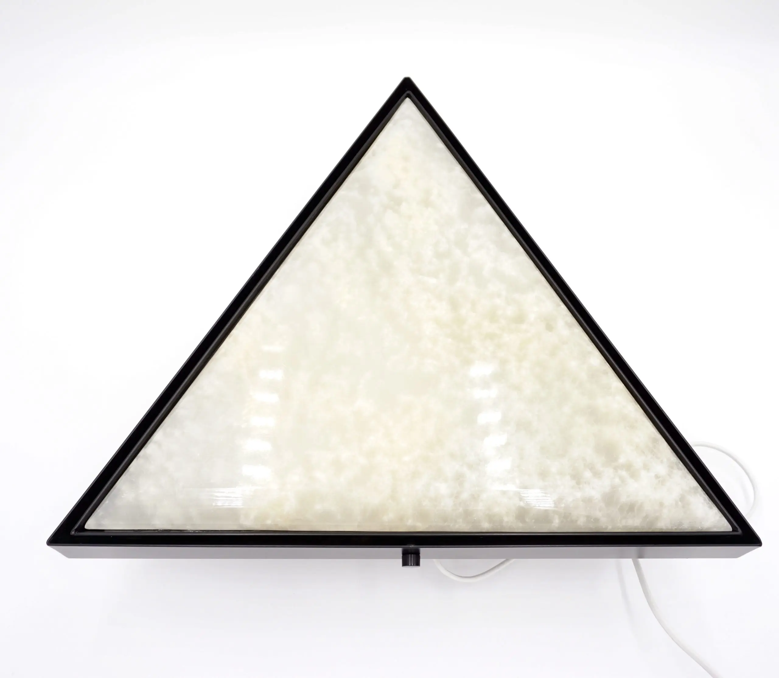 large onyx triangular " Archimede" wall lamp, 2021 — photo 5
