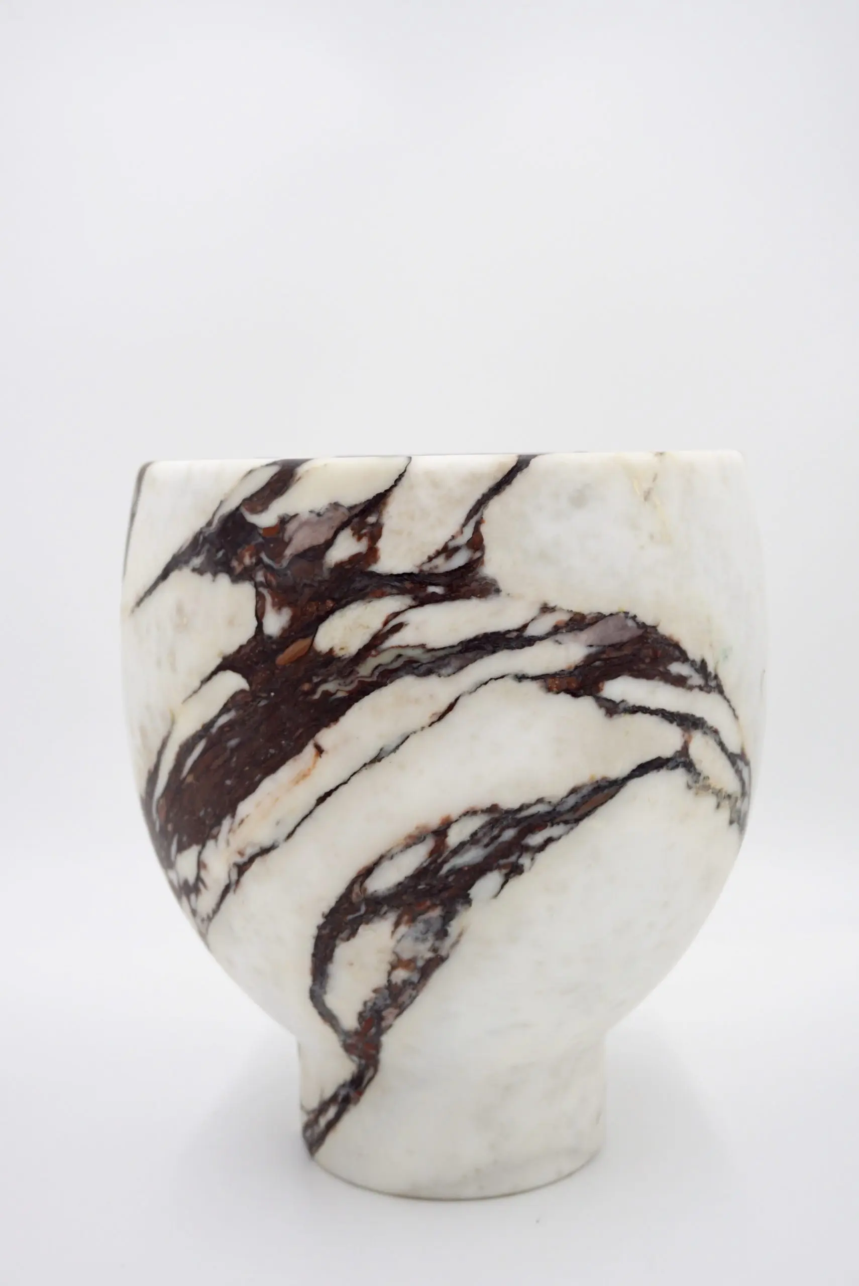 sculptural breccia medicea marble "Pandora" vase by Lorenzo Ciompi, 2021 — photo 5