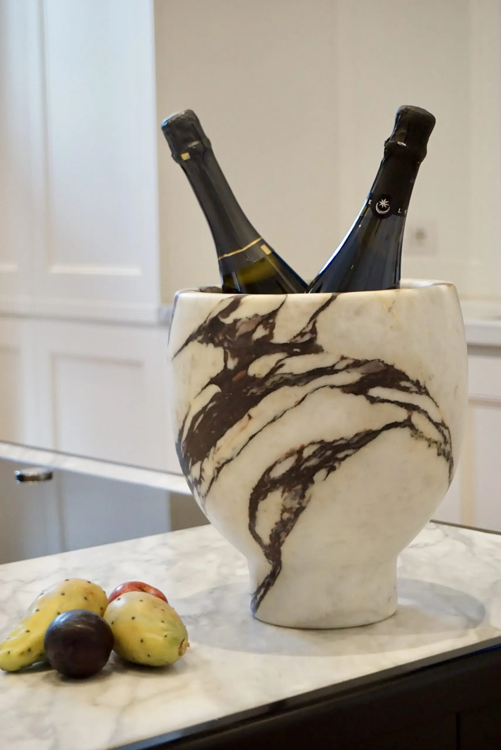 sculptural breccia medicea marble "Pandora" vase by Lorenzo Ciompi, 2021 — photo 16