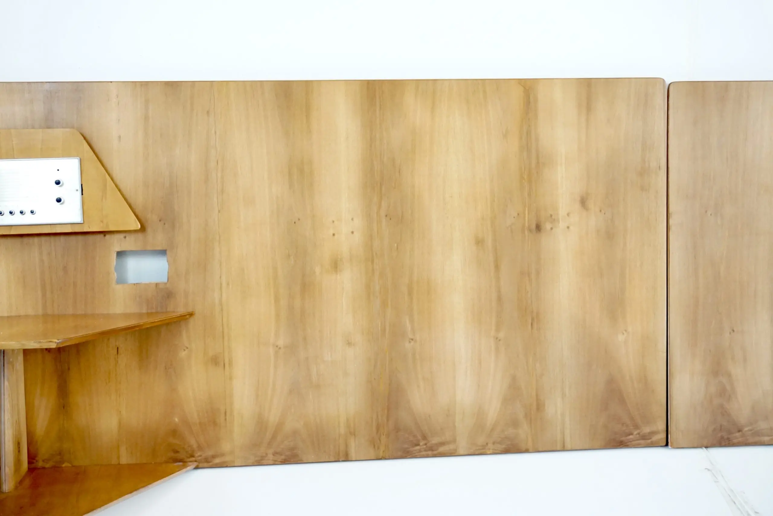 Gio Ponti, Pair of Fine Cherrywood Headboards from Hotel Royal Naples, 1955 — image 3