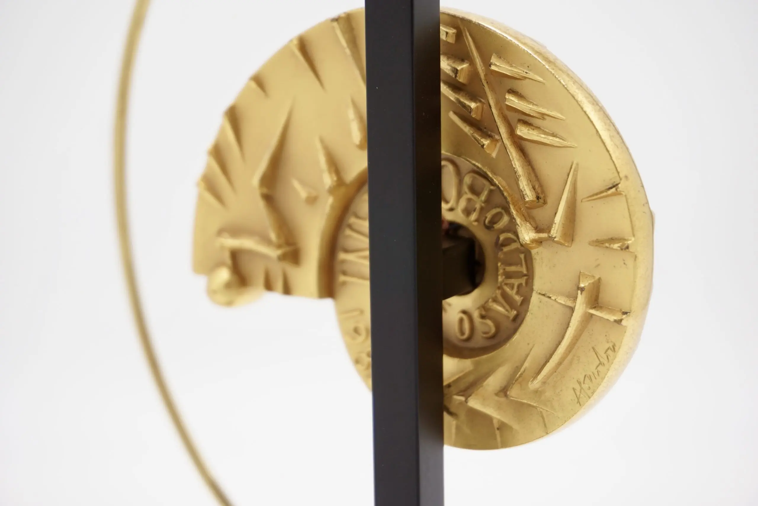 Arnaldo Pomodoro Bronze Sculpture for Borsani,Fixed on a Table Lamp,1985-2021 — photo 7