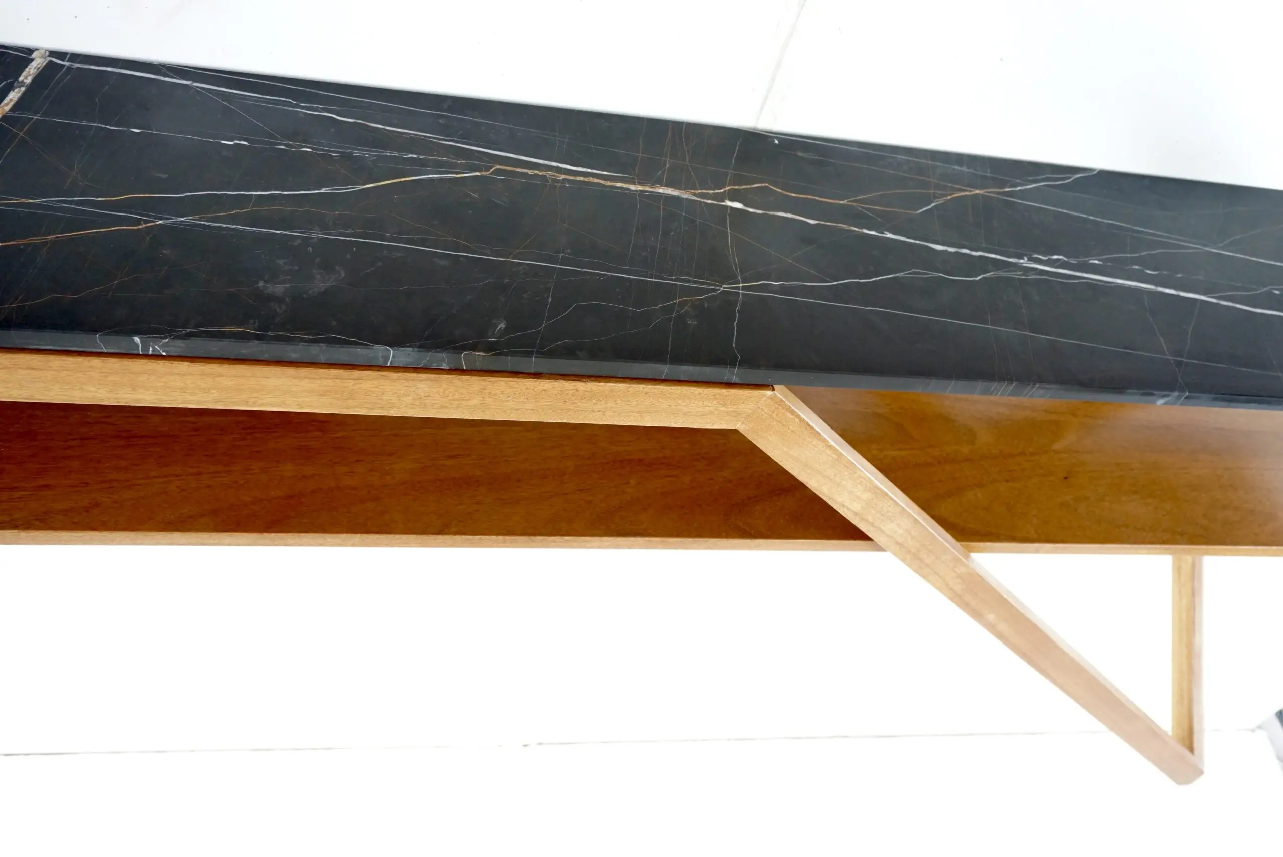 Lorenzo Ciompi "DAFNE" console wall mounted noir doree marble,teak contemporary — photo 13