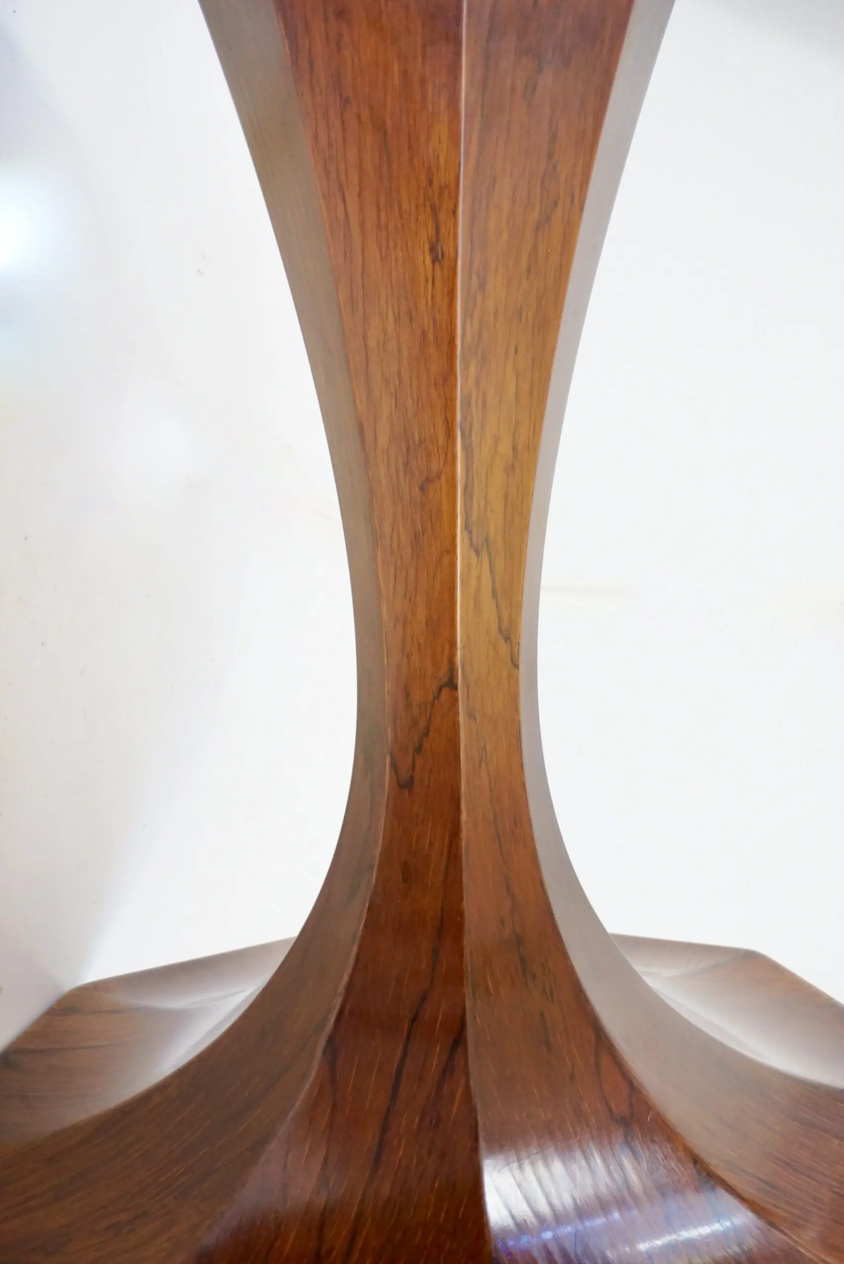 stunning  Carlo De Carli large wood veneer round pedestal dining table, 1960 — photo 15