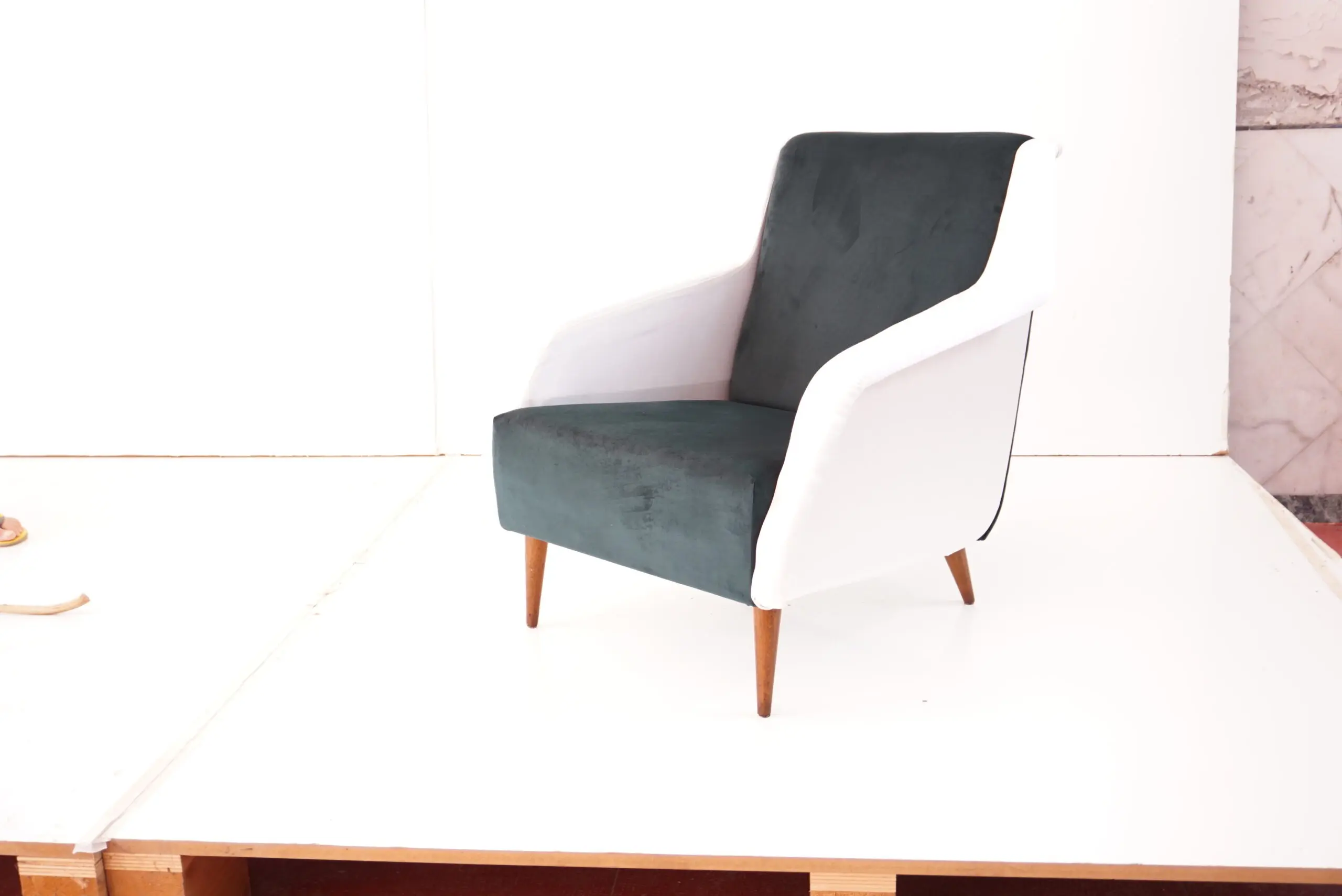 Carlo de Carli bicoloured armchair model  n. 802 by Cassina, 1954 — photo 10