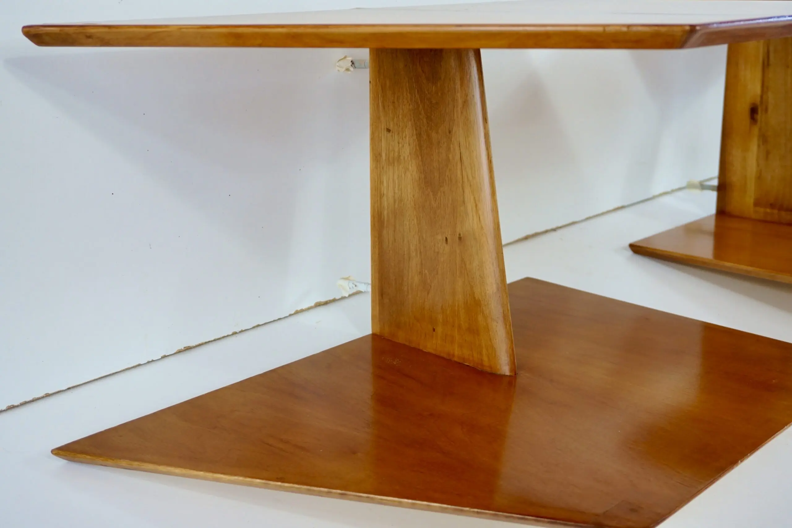 pair of GIO PONTI elm hanging nightstand tables, side tables Hotel Royal, 1955 — photo 19
