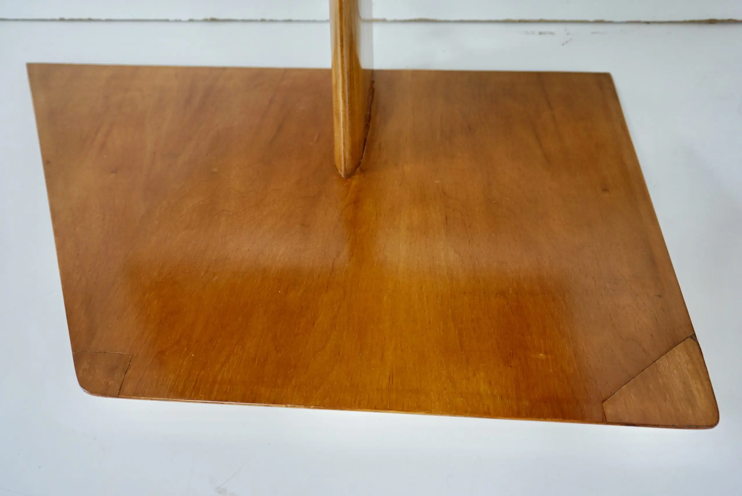pair of GIO PONTI elm hanging nightstand tables, side tables Hotel Royal, 1955 — photo 16