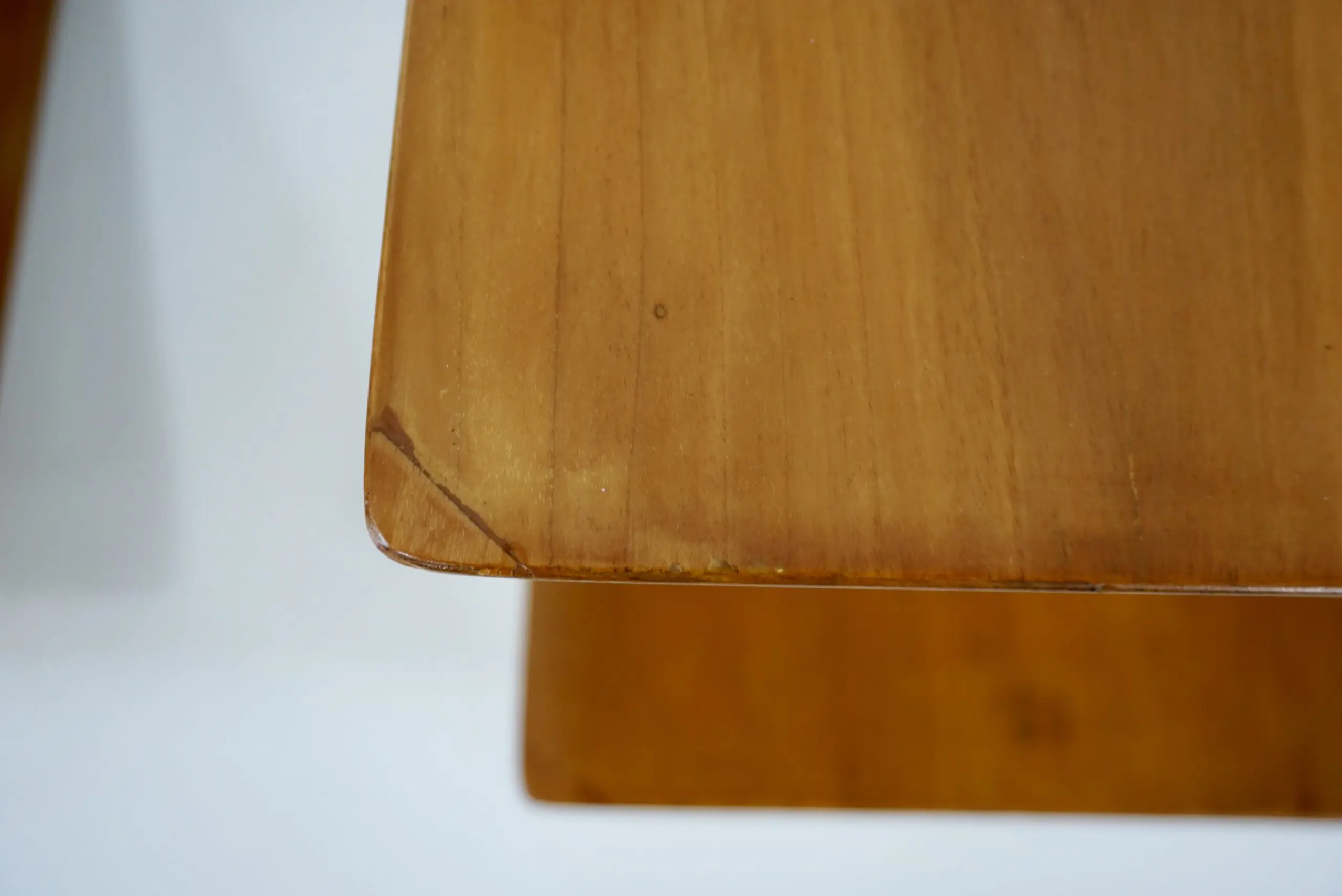 pair of GIO PONTI elm hanging nightstand tables, side tables Hotel Royal, 1955 — photo 12