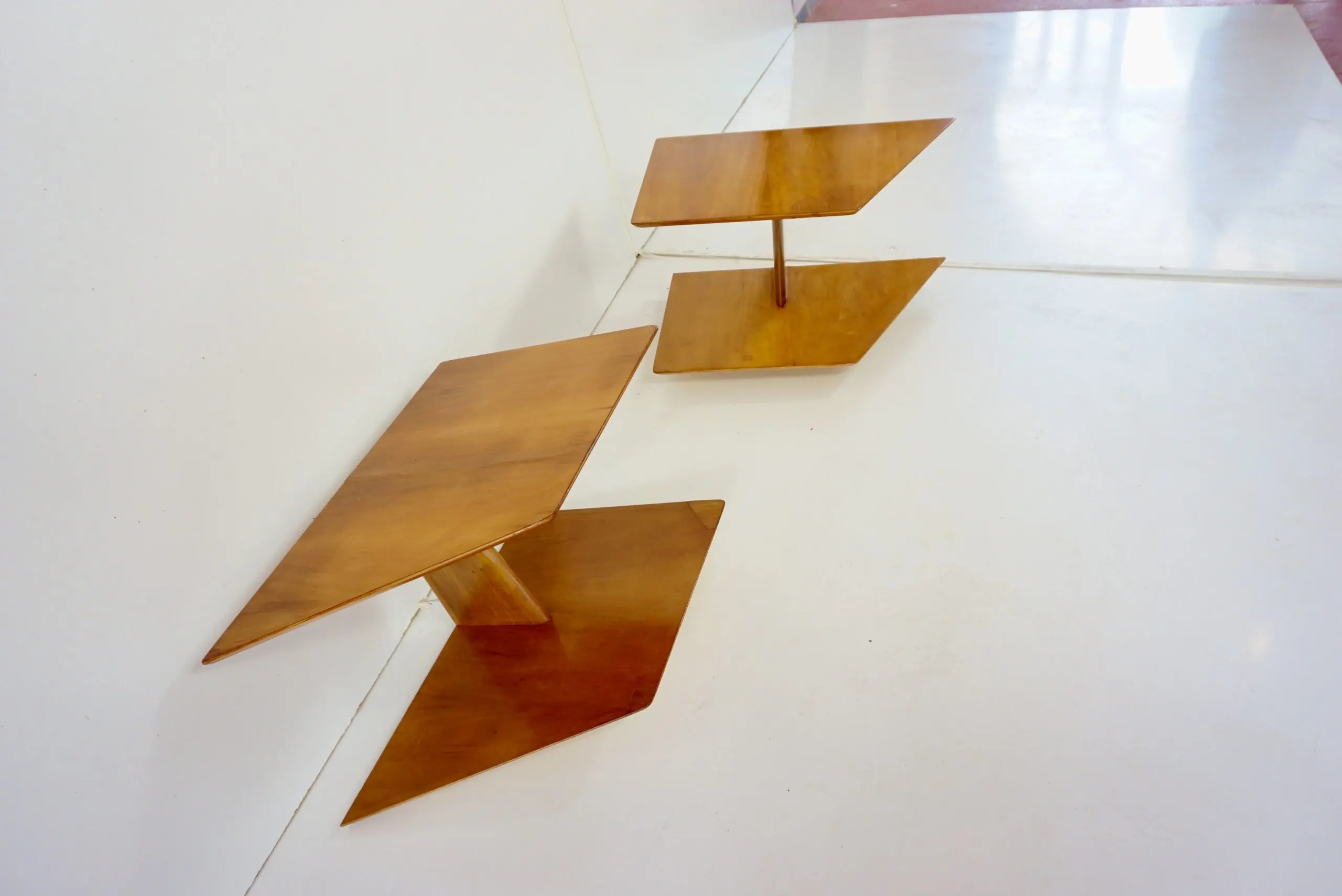 pair of GIO PONTI elm hanging nightstand tables, side tables Hotel Royal, 1955 — photo 22