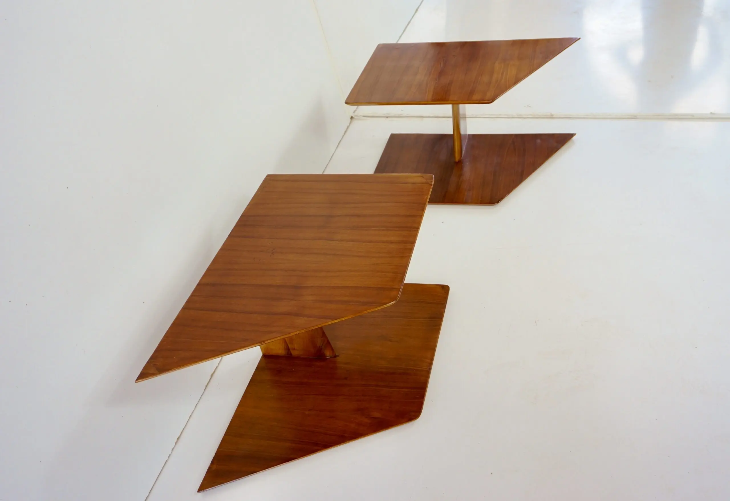 pair of GIO PONTI wood hanging nightstand tables, side tables Hotel Royal, 1955 — photo 17
