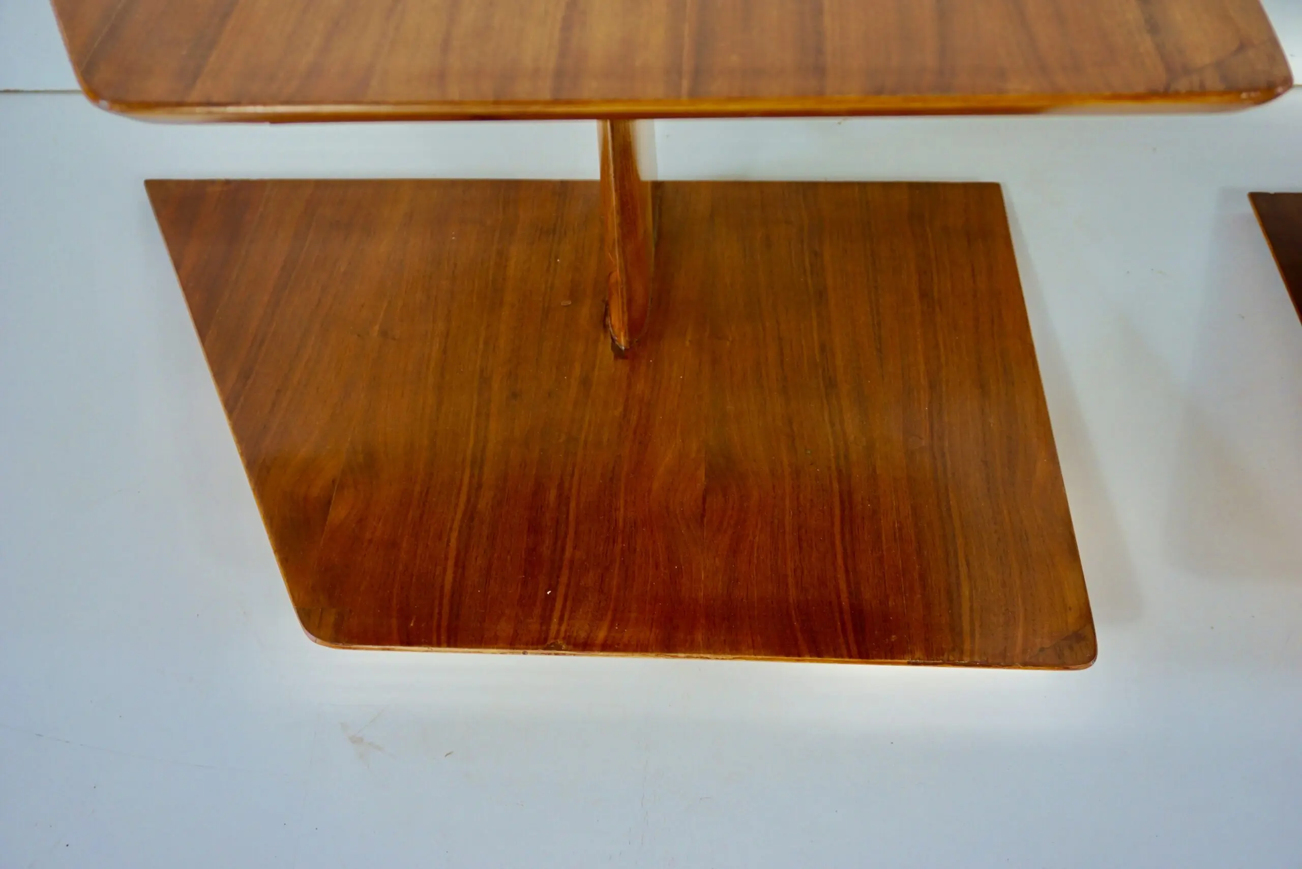 pair of GIO PONTI wood hanging nightstand tables, side tables Hotel Royal, 1955 — photo 5