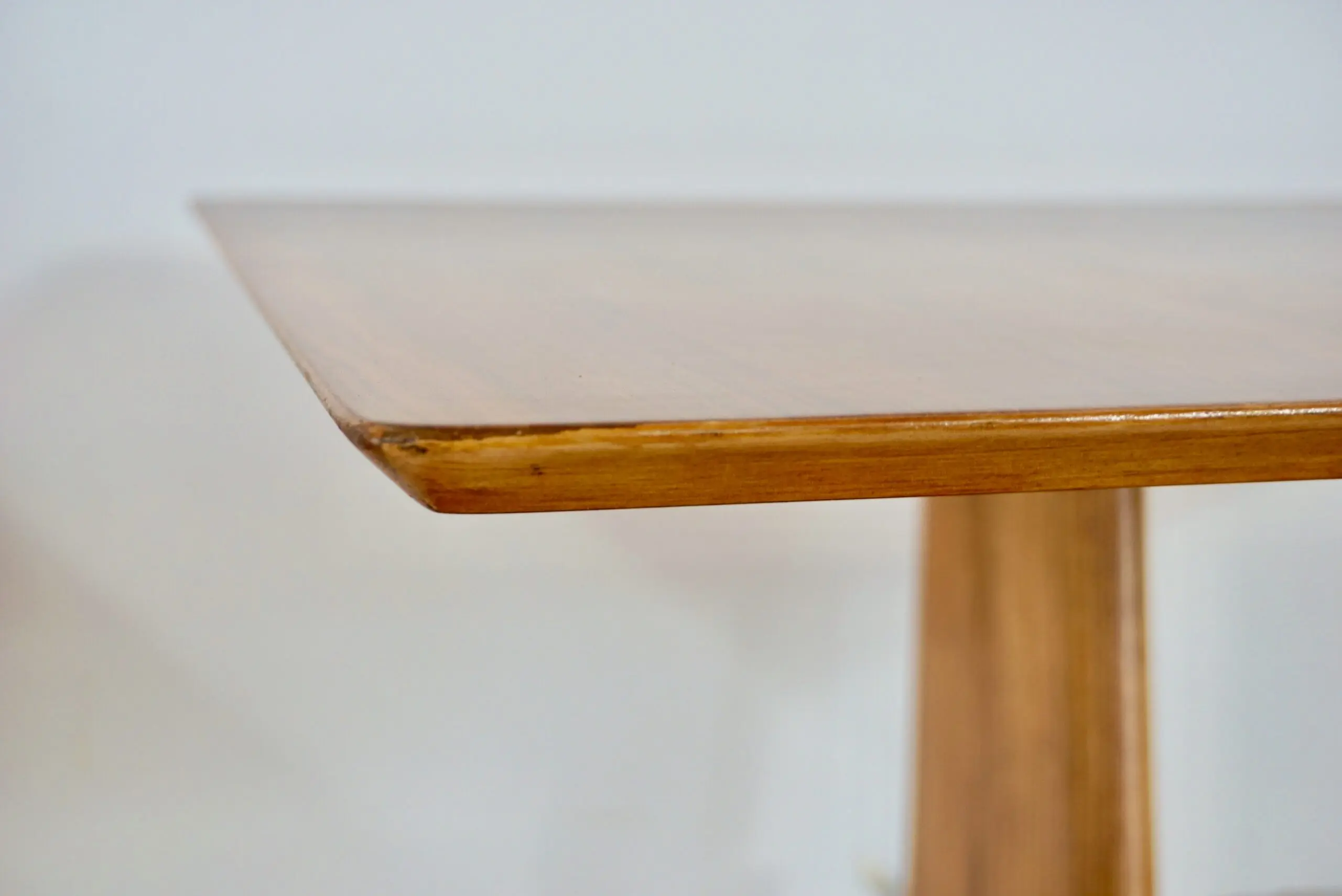pair of GIO PONTI wood hanging nightstand tables, side tables Hotel Royal, 1955 — photo 8