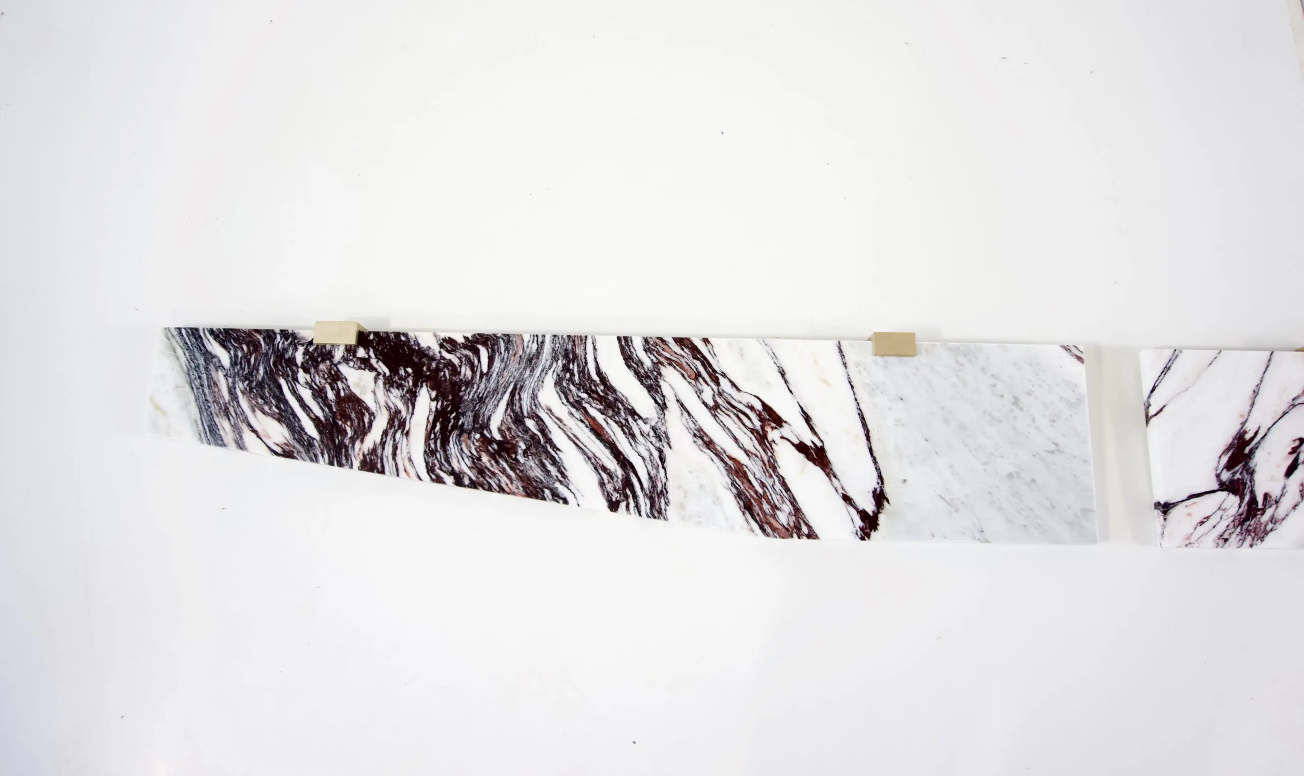Large pair of Wall Mounted Marble, Brass Console "Angel Wings" by Lorenzo Ciompi, 2022 — image 3