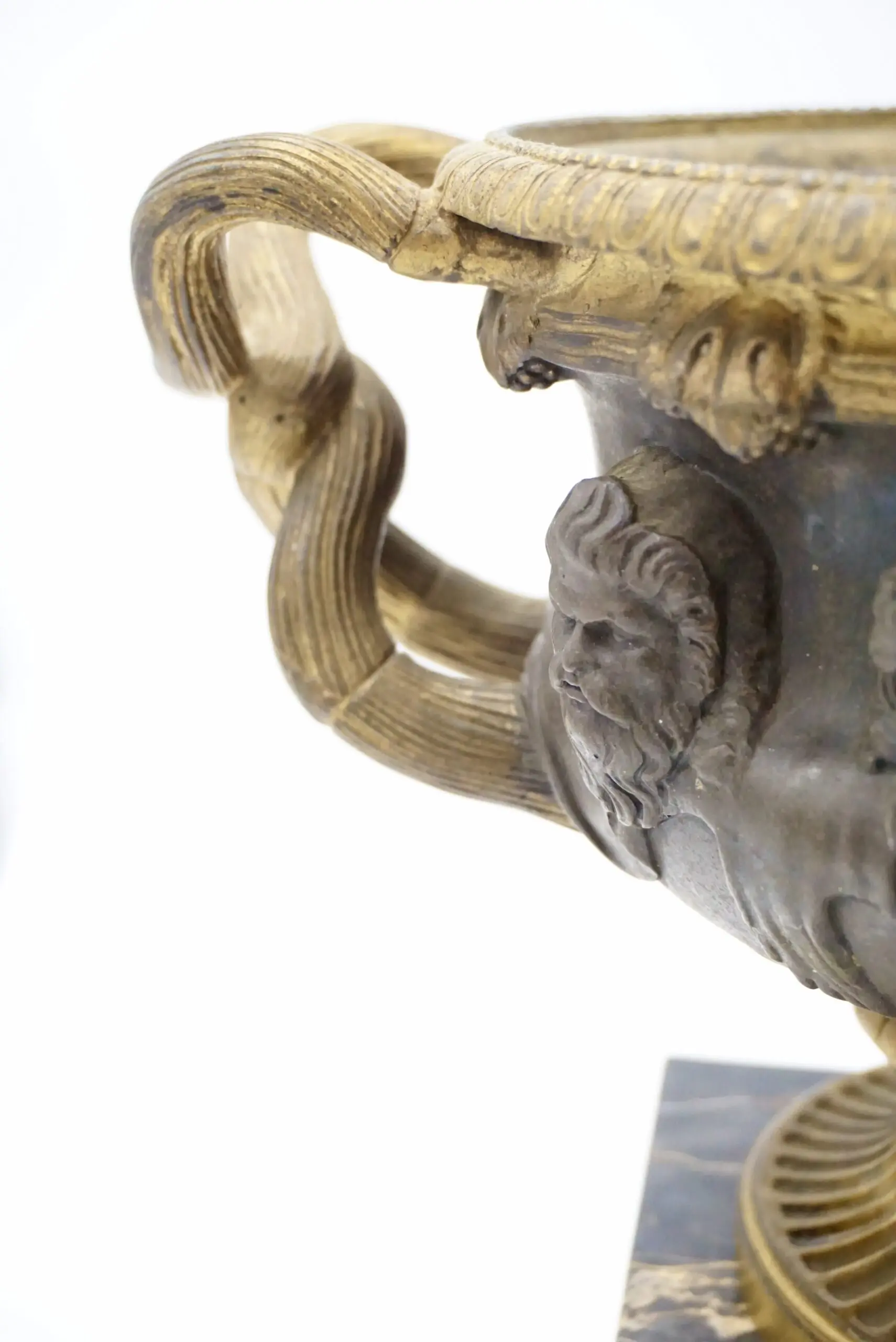bronze and gilt Warwick vase lamp on portoro marble basis, by Barbadienne 1860 — image 2