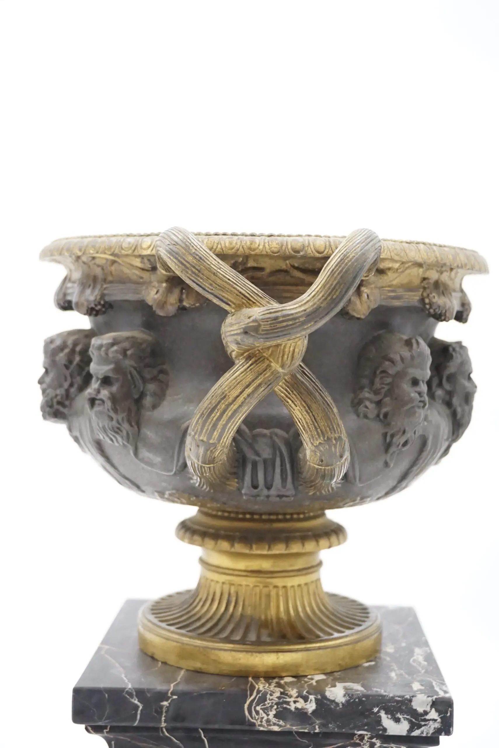 bronze and gilt Warwick vase lamp on portoro marble basis, by Barbadienne 1860 — photo 10