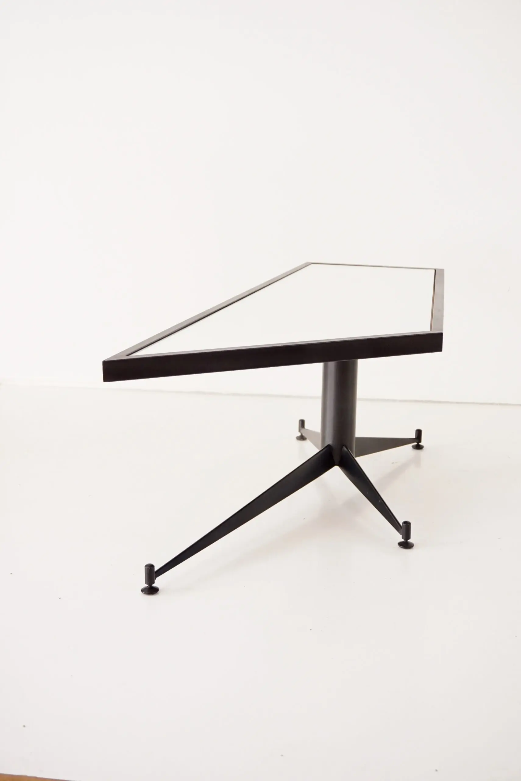 Gio Ponti irregular, asymmetrical black mirrored low coffee table, Rima 1955 — photo 9