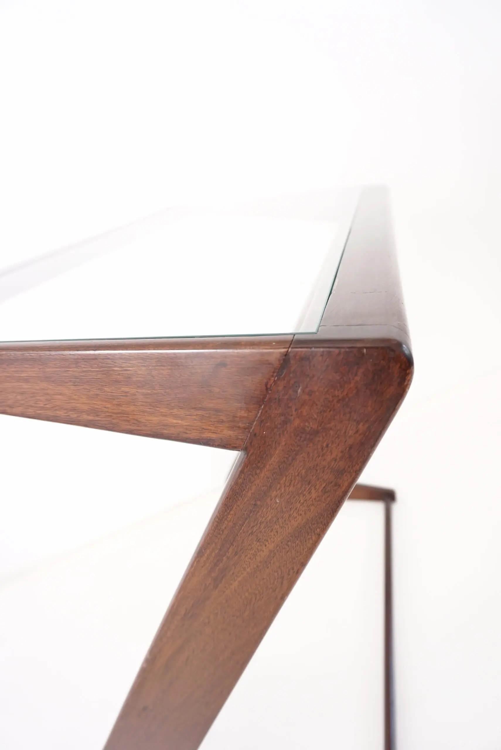 Giuseppe Scapinelli set of three nesting side tables, teak and glass, 1950 — photo 18