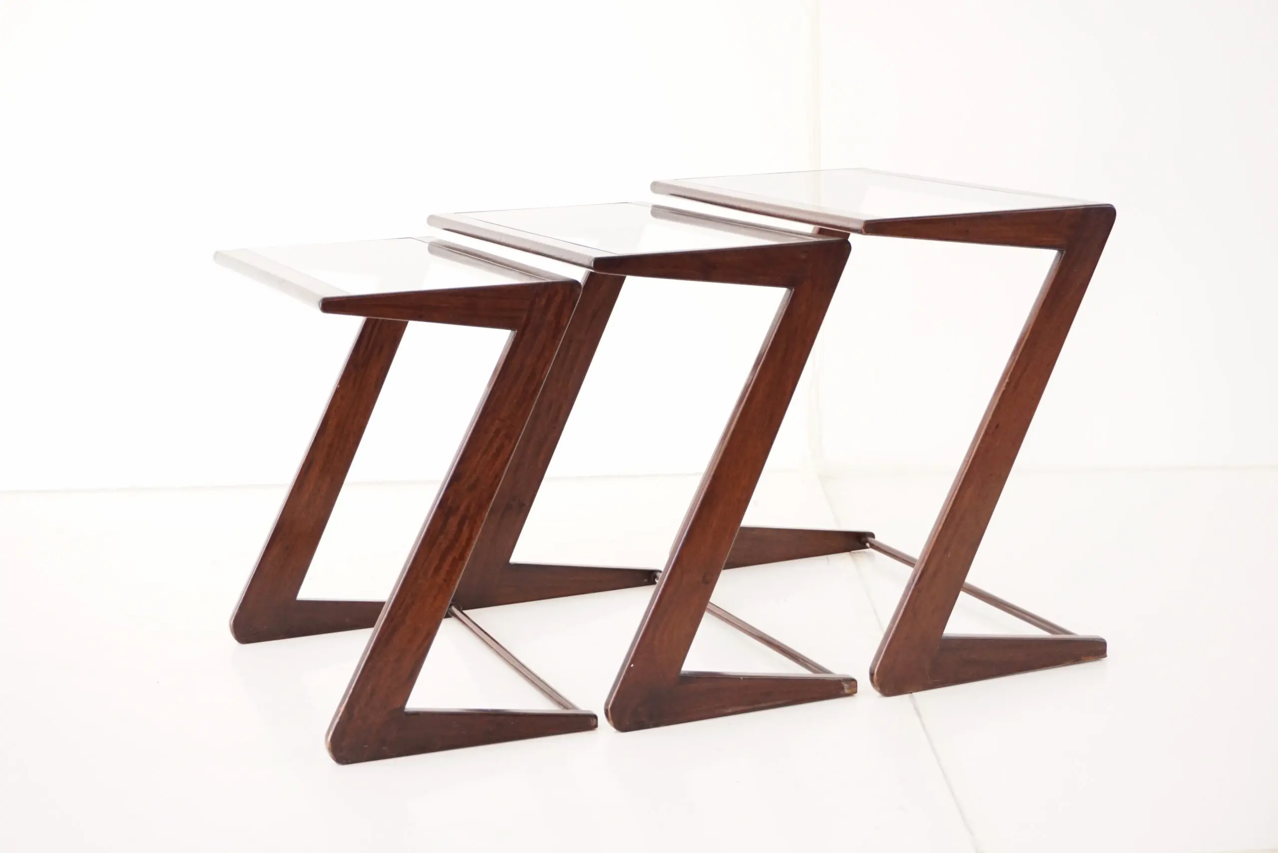 Giuseppe Scapinelli set of three nesting side tables, teak and glass, 1950 — photo 12