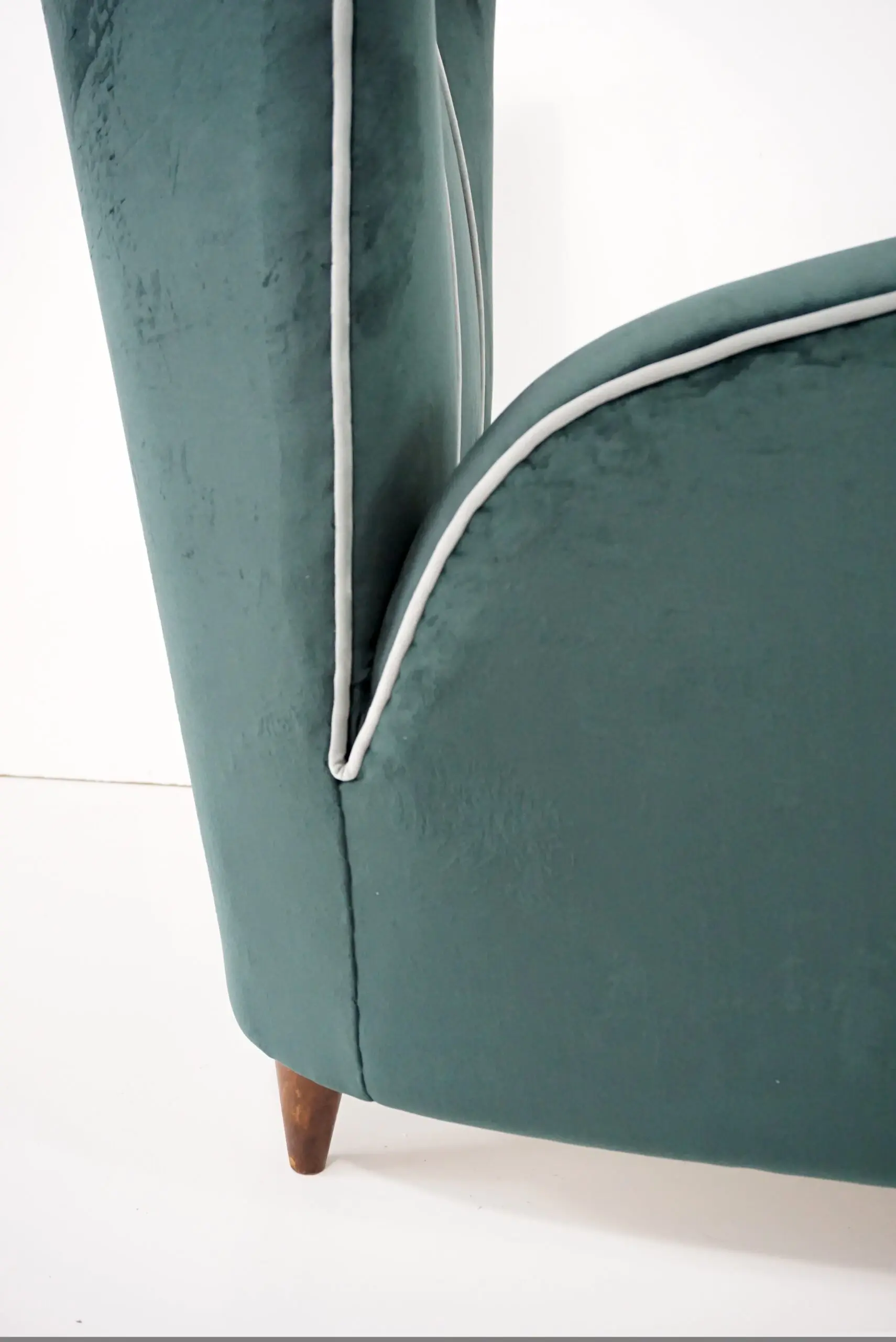 pair of green velvet  Paolo Buffa armchairs,1950 — photo 15