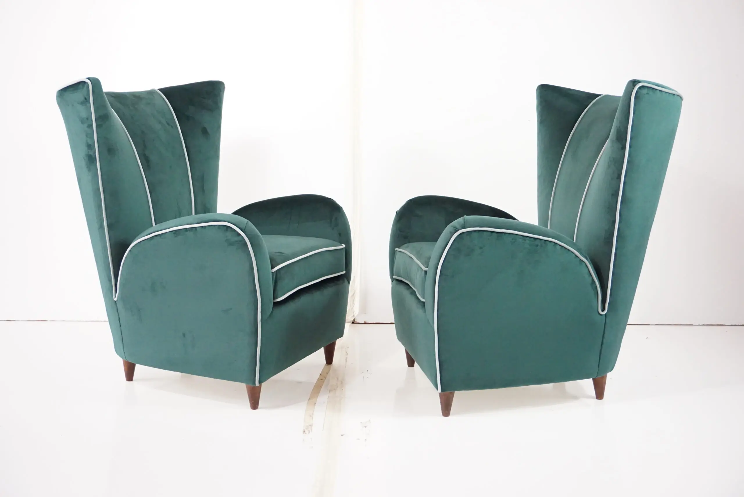 pair of green velvet Paolo Buffa armchairs,1950 — image 3