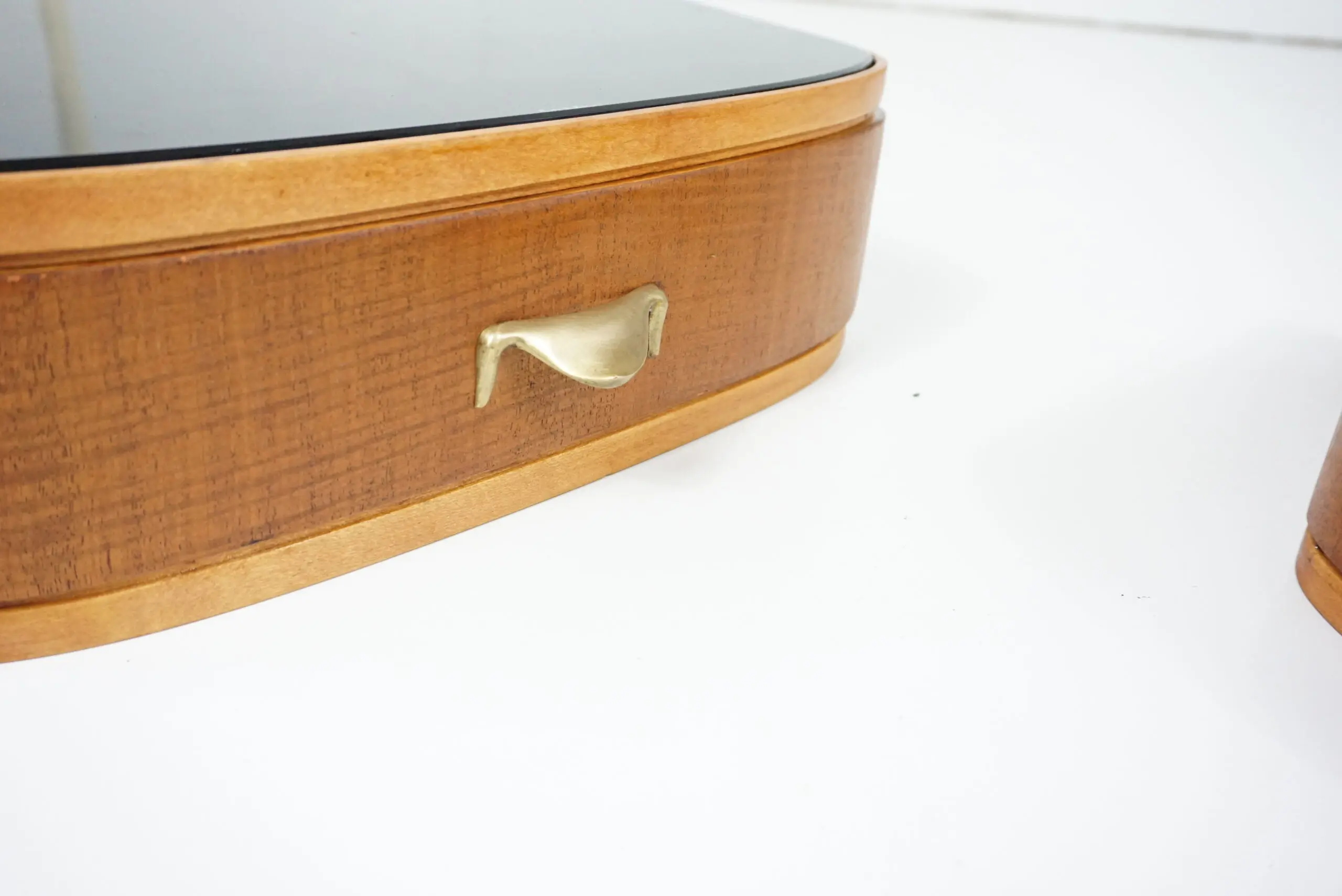 pair of floating wall mounted bedside table by Osvaldo Borsani, 1950 — photo 6