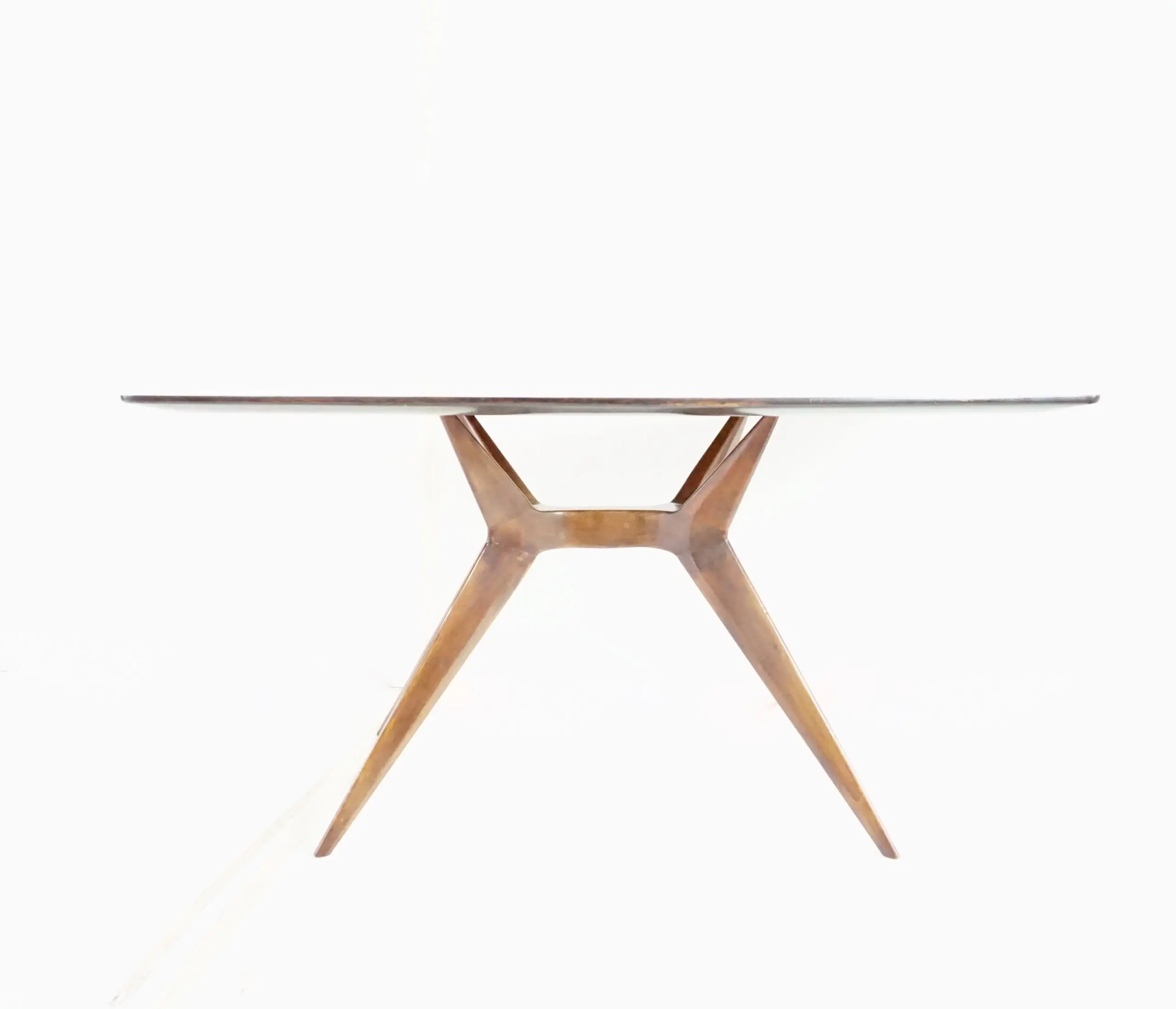 fine Attr. Ico Parisi walnut dining or console table, 1950 — photo 12