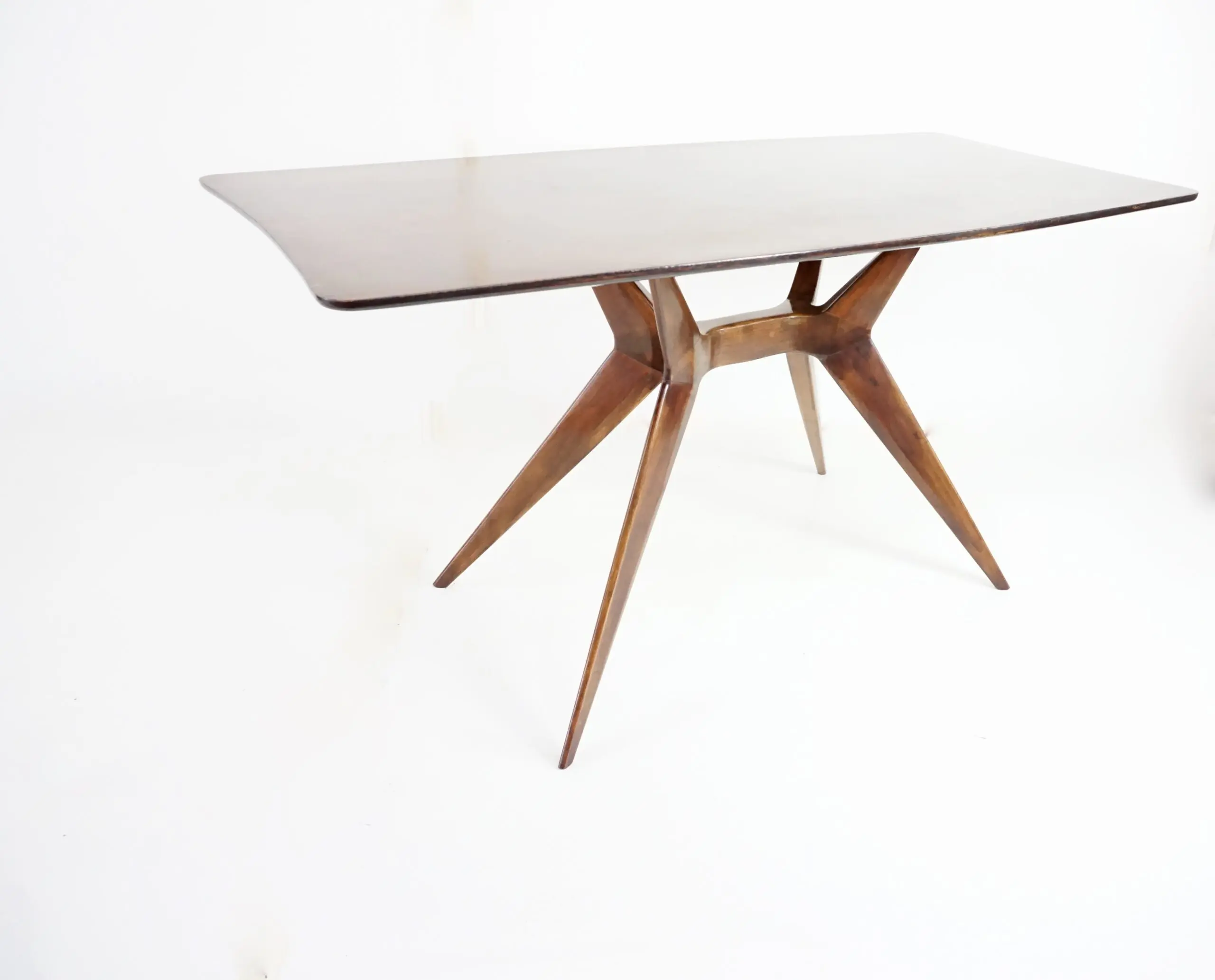fine Attr. Ico Parisi walnut dining or console table, 1950 — image 2