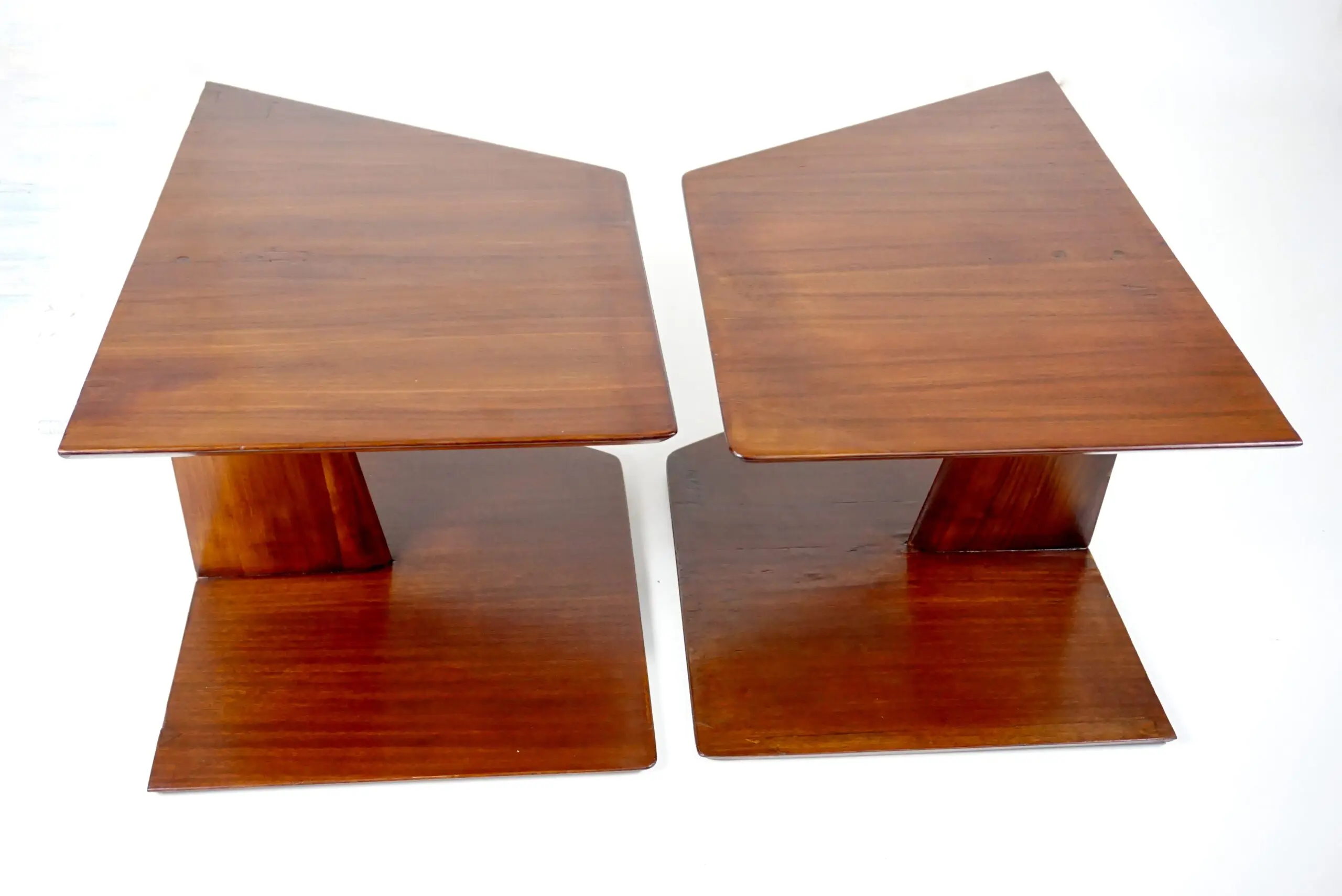 pair of GIO PONTI  hanging nightstand tables, bedside tables Hotel Royal, 1955 — Gio Ponti