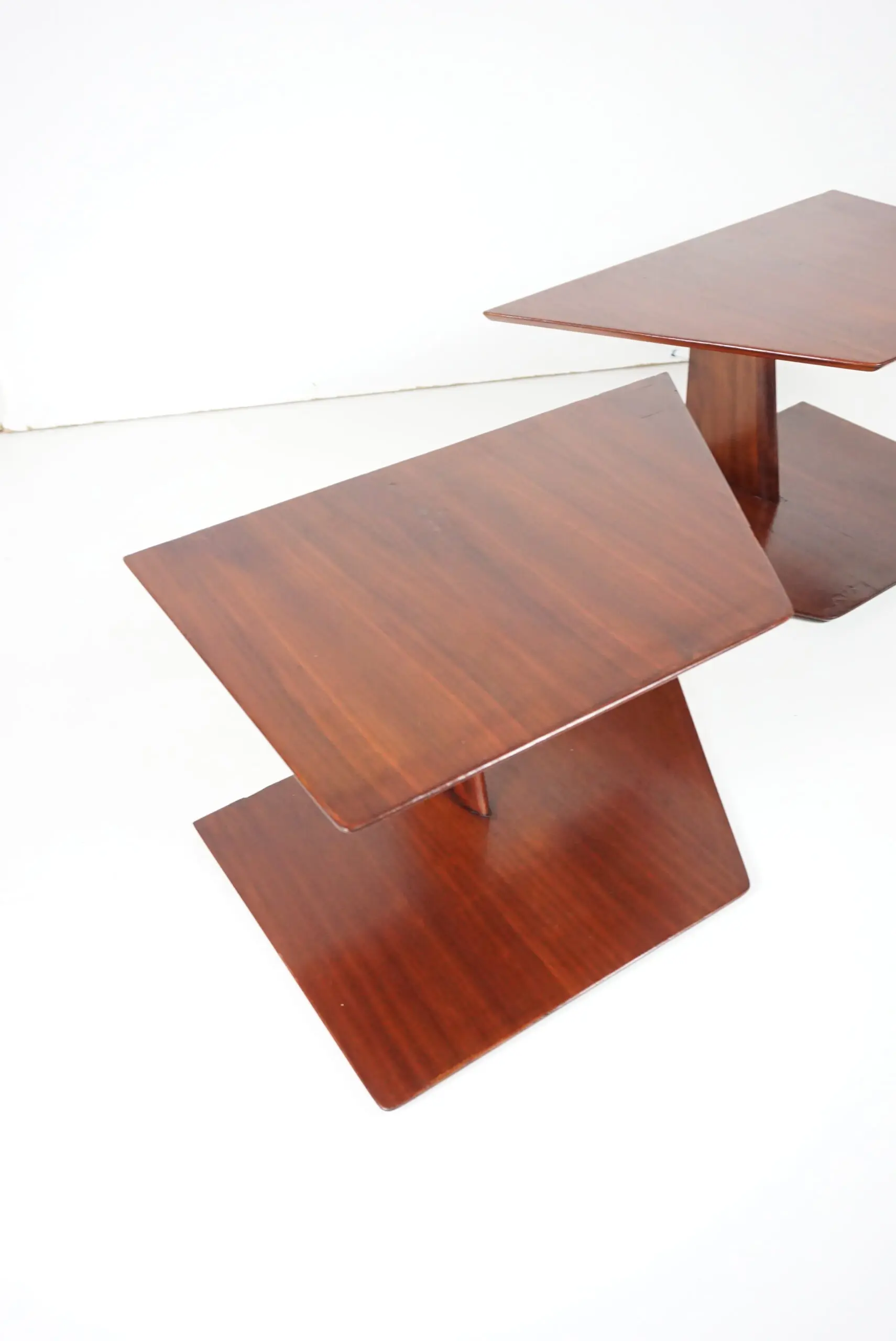pair of GIO PONTI hanging nightstand tables, bedside tables Hotel Royal, 1955 — image 2