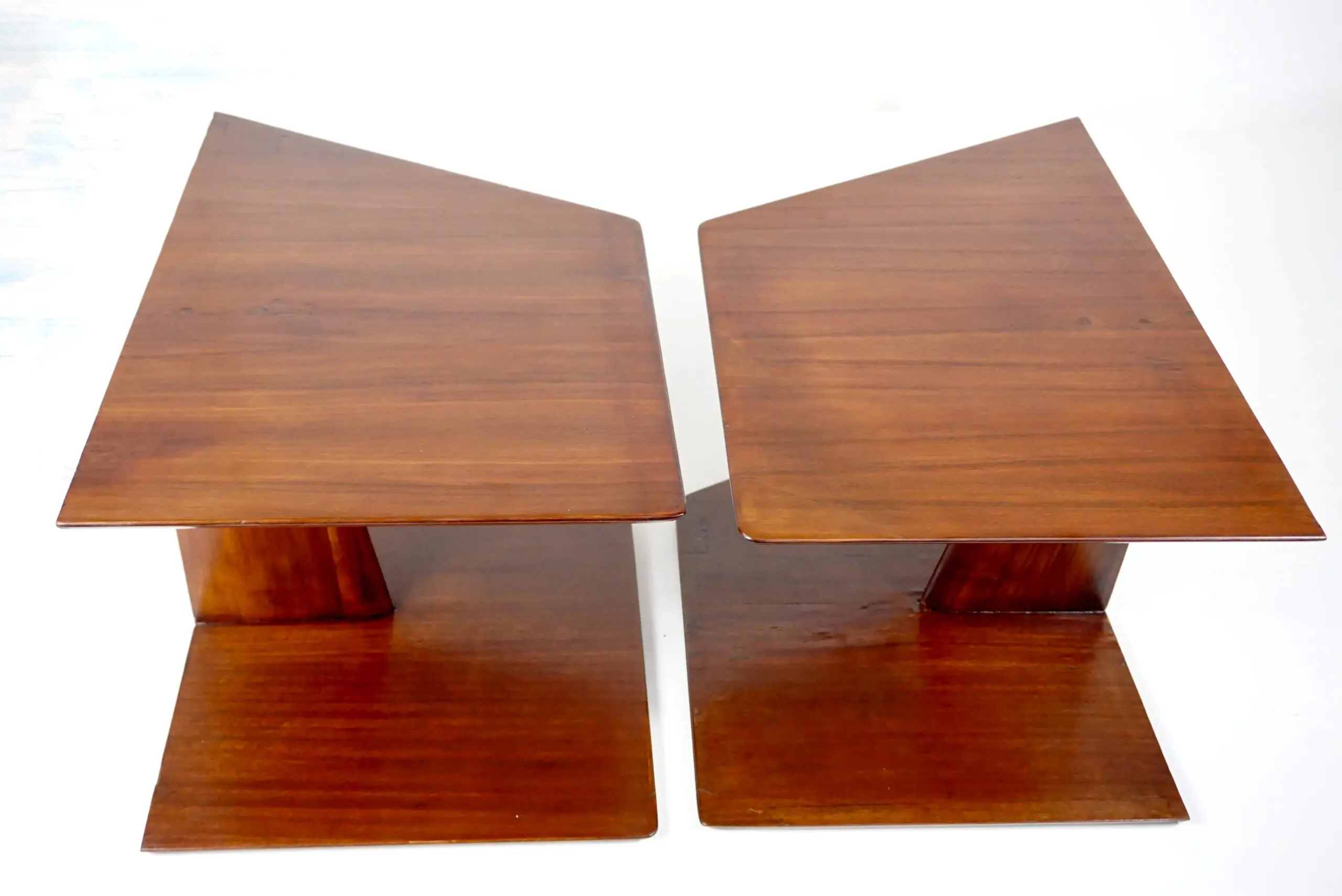 pair of GIO PONTI  hanging nightstand tables, bedside tables Hotel Royal, 1955 — photo 10
