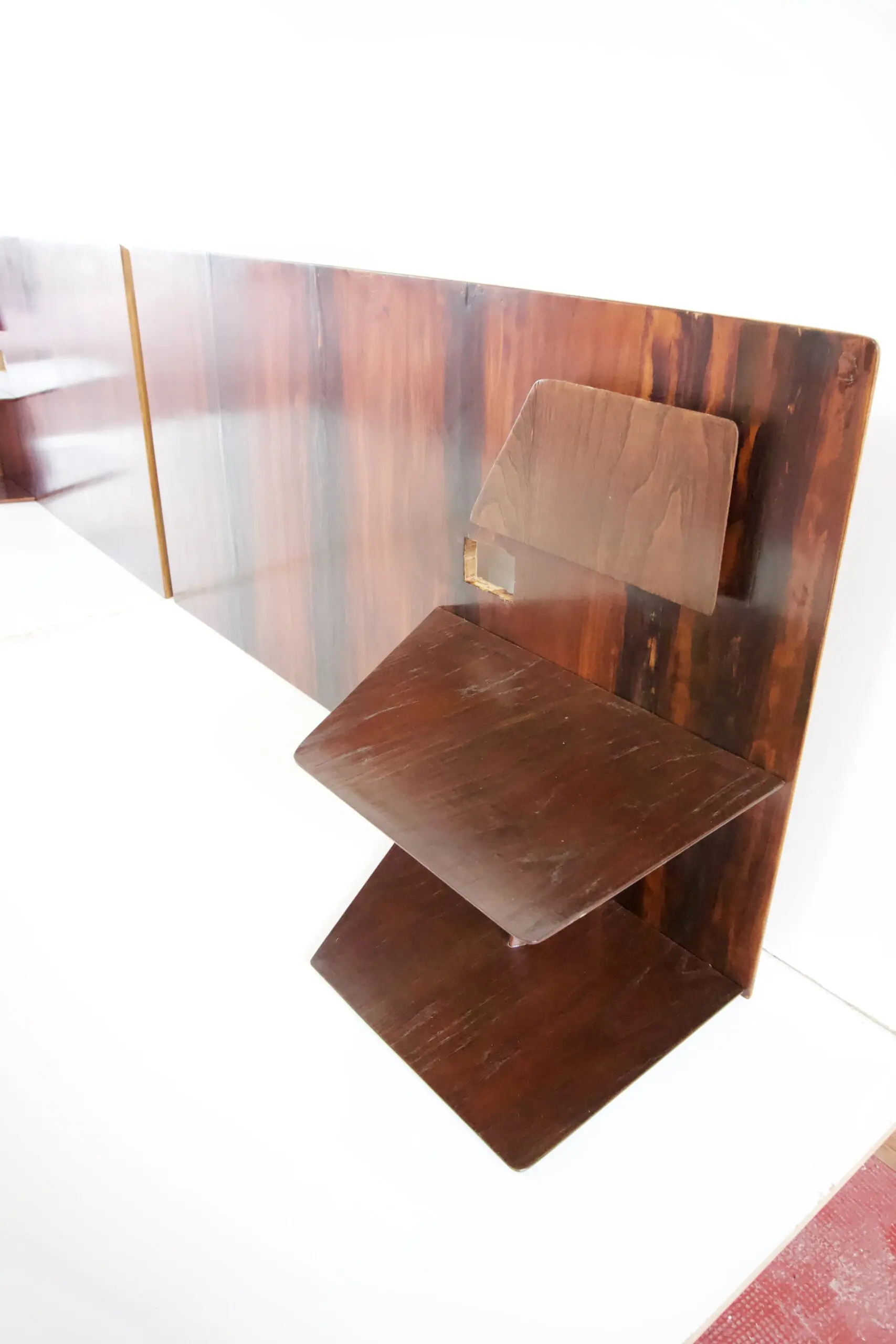 Gio Ponti, pair flamed mahogany Headboard, fitted bedside tables, Hotel Royal, 1955 — photo 17
