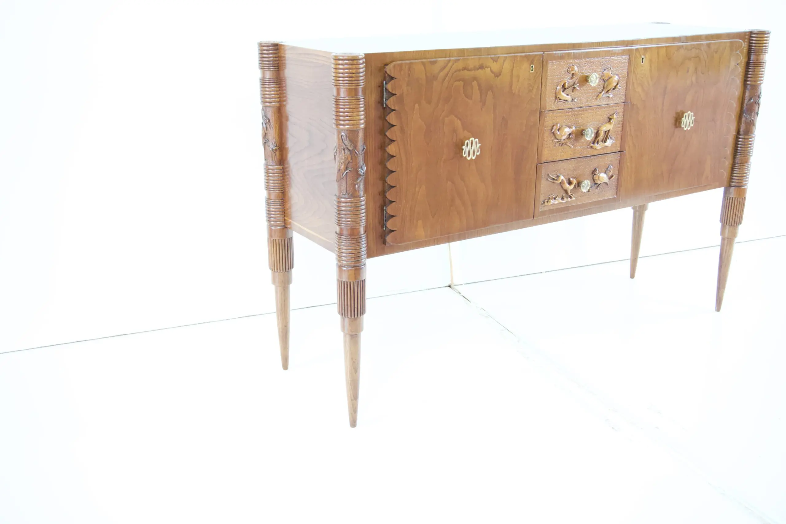 Pierluigi Colli sideboard carved wood, veneered root, two doors, drawers, 1940 — image 3