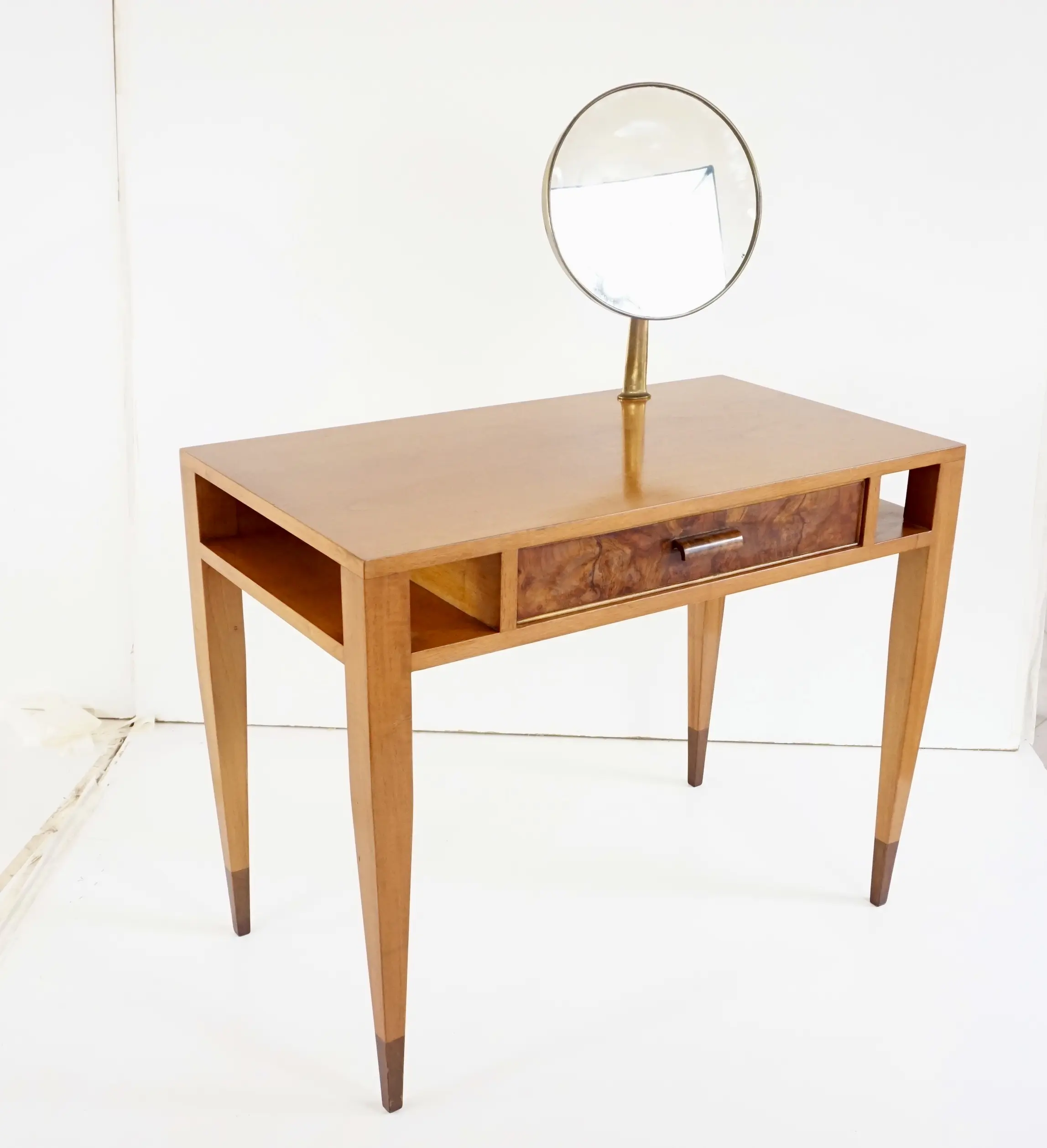 Gio Ponti vanity desk console table with a adjustable Fontana arte mirror, 1950 — image 3