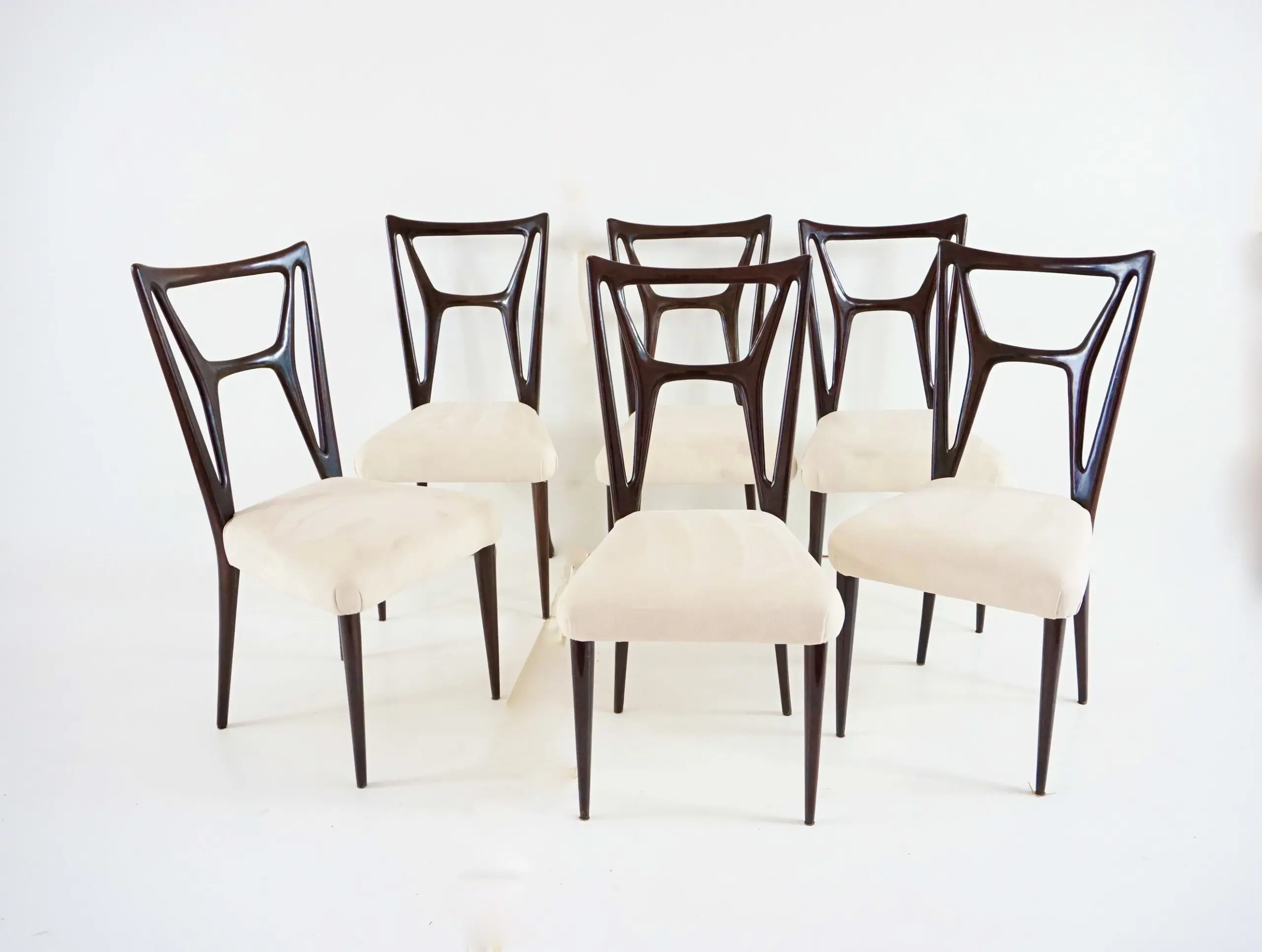 set of six Guglielmo Ulrich att. dining chairs, bentwood H shape, velvet, 1940 — image 3