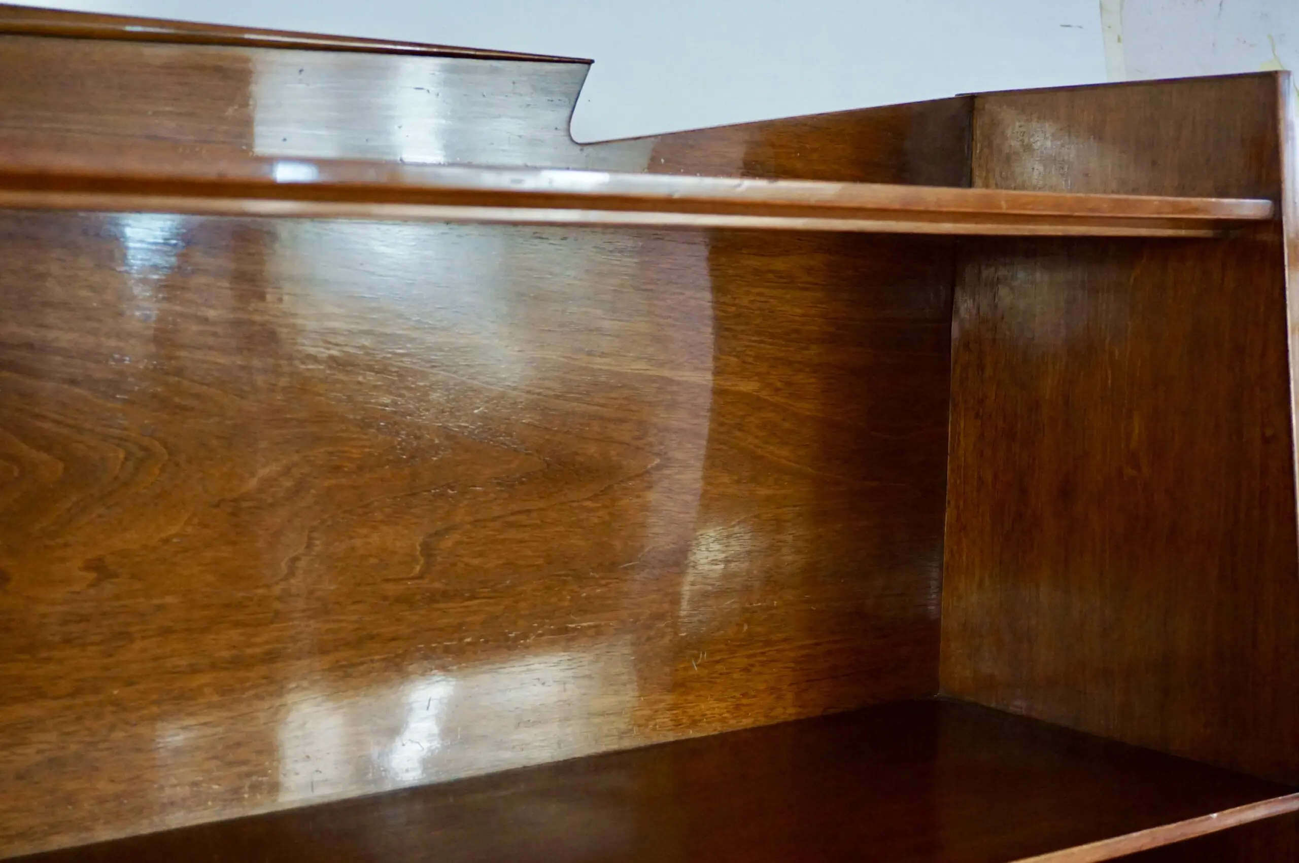 Tomaso Buzzi and Emilio Lancia attr. bookcase cabinet veneered root walnut, 1940 — photo 19