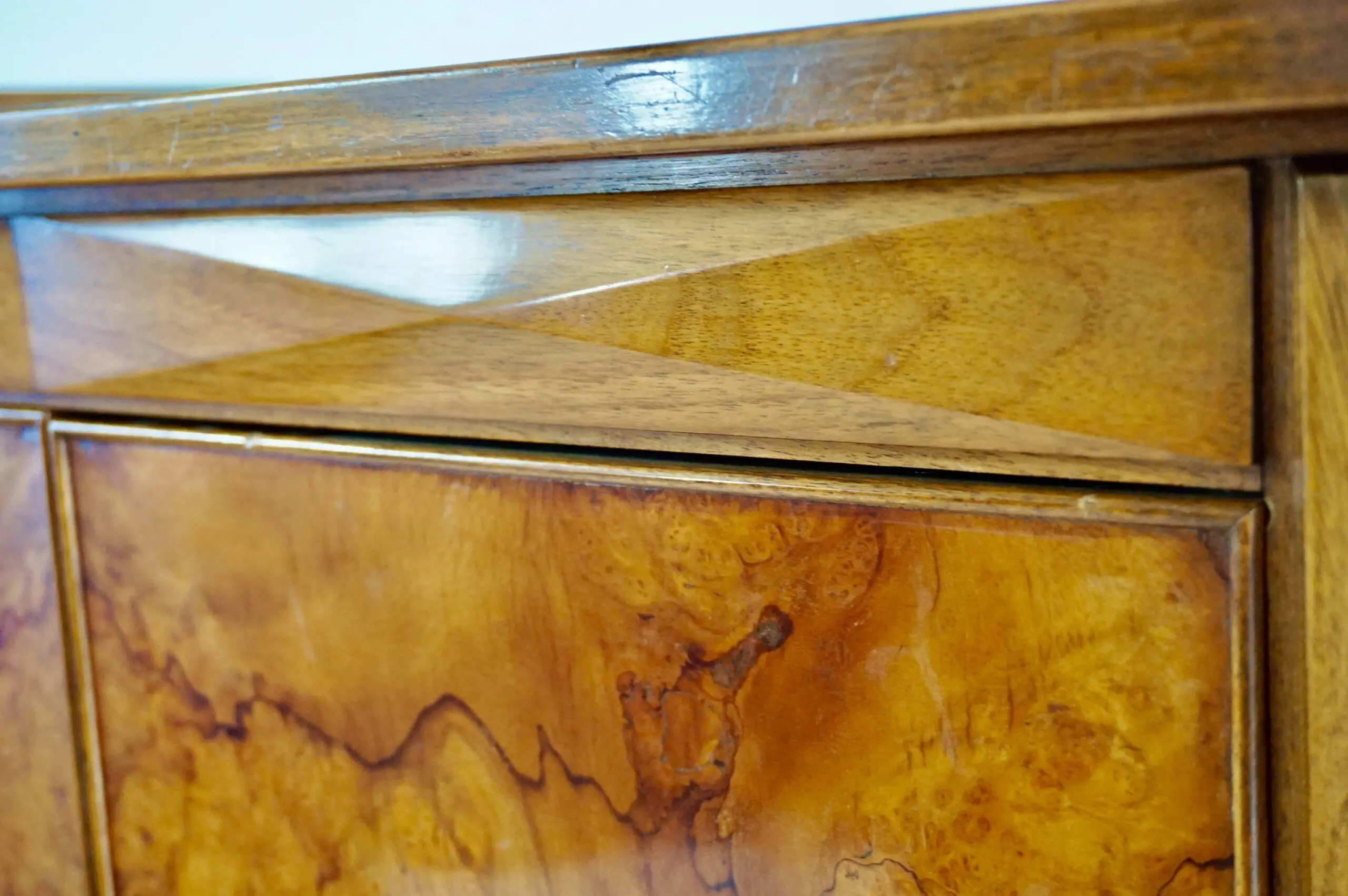 Tomaso  Buzzi & Emilio Lancia att. briar root unique six doors sideboard, 1940 — photo 8