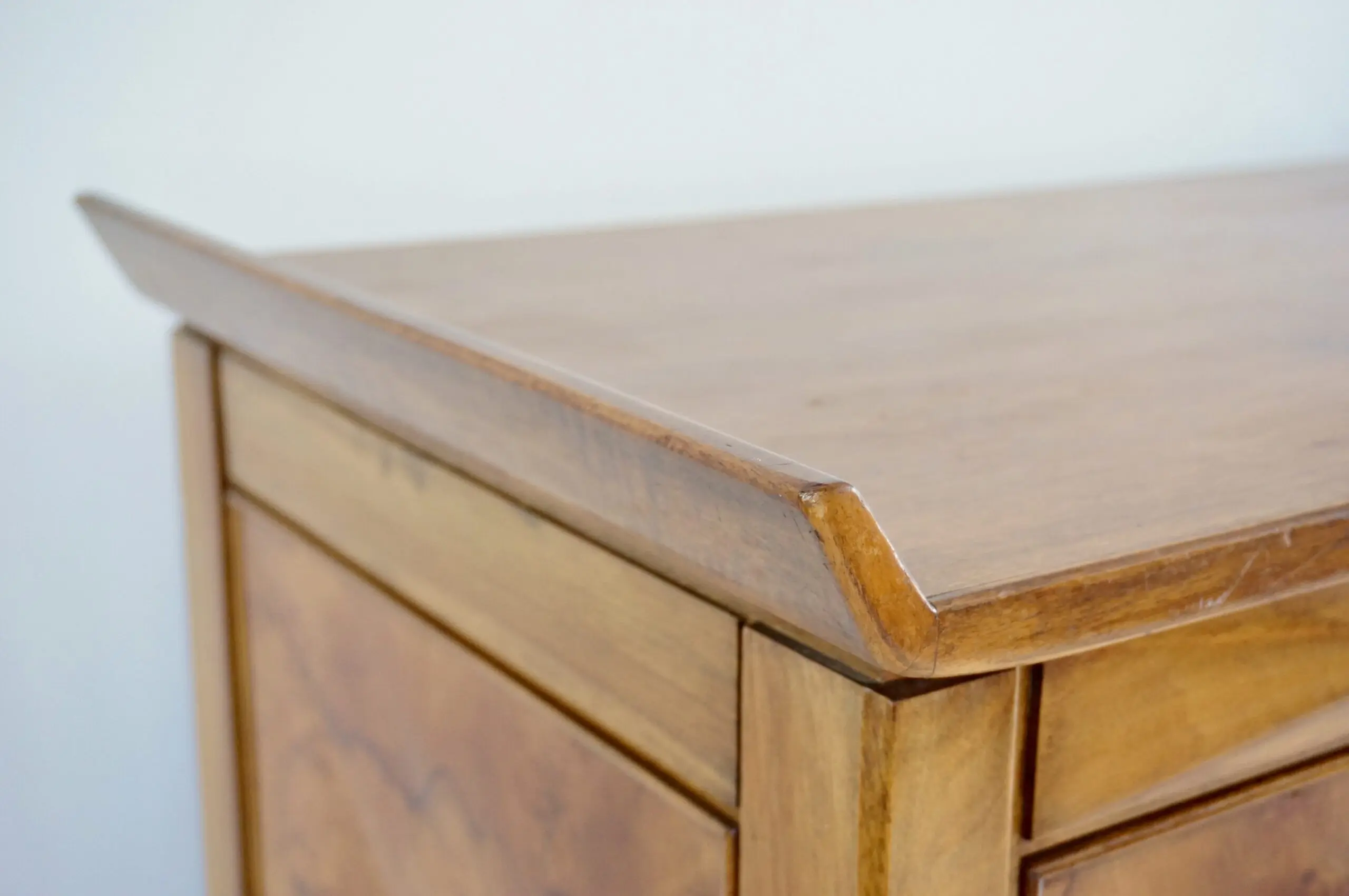 Tomaso  Buzzi & Emilio Lancia att. briar root unique six doors sideboard, 1940 — photo 7