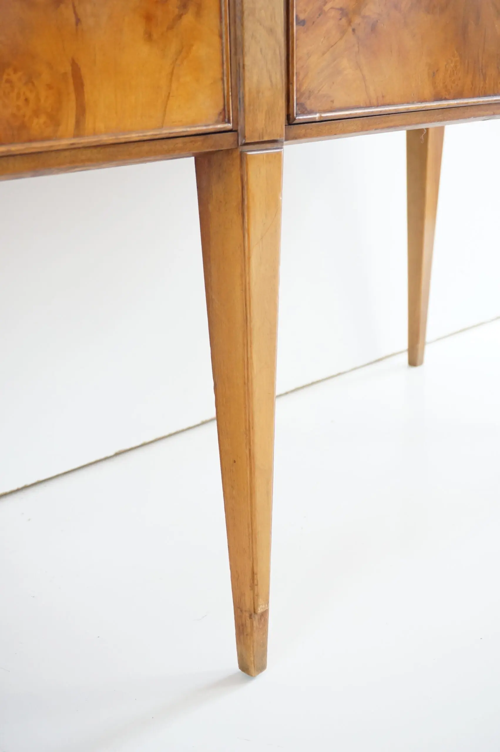Tomaso  Buzzi & Emilio Lancia att. briar root unique six doors sideboard, 1940 — photo 10