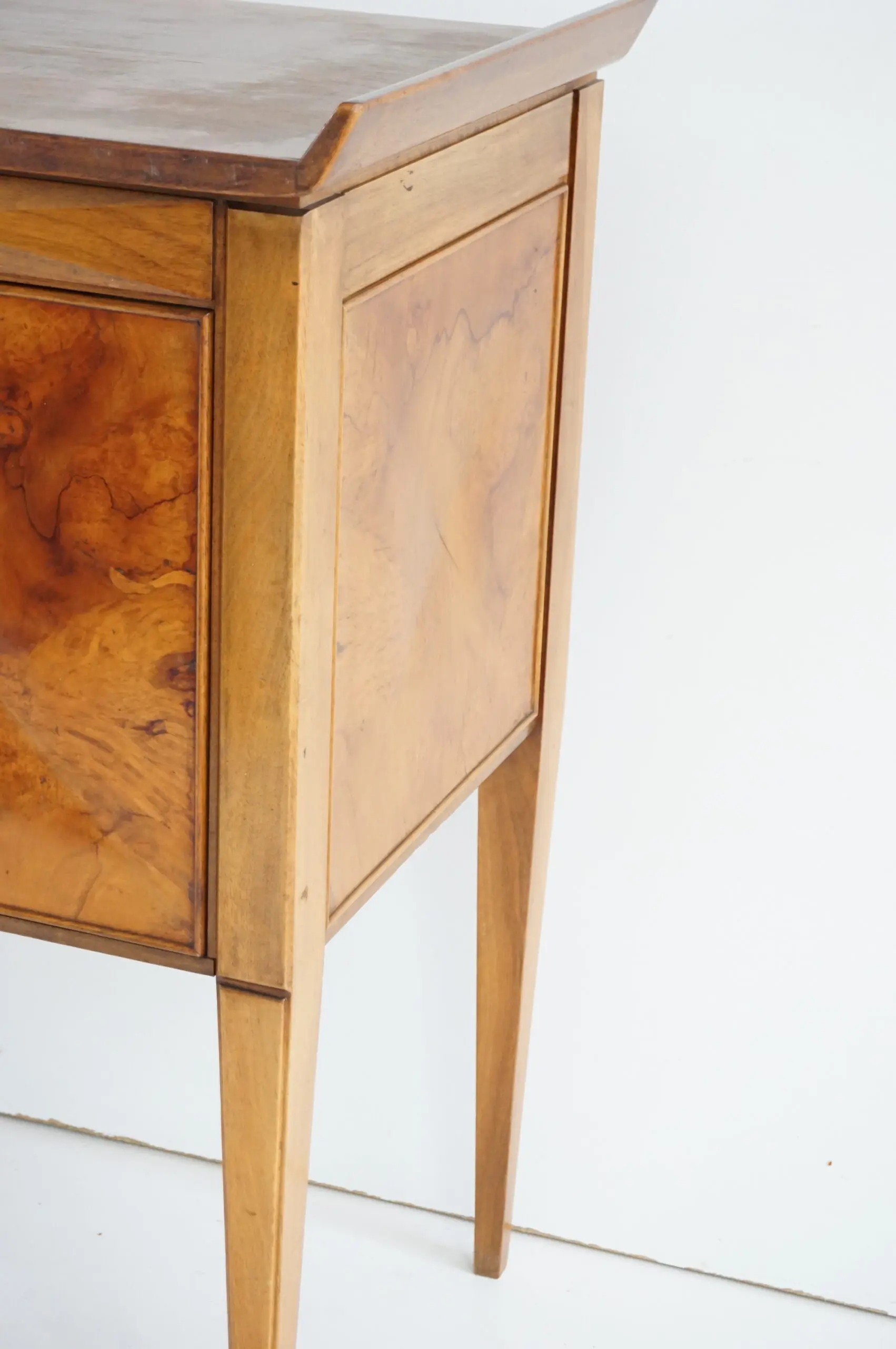 Tomaso  Buzzi & Emilio Lancia att. briar root unique six doors sideboard, 1940 — photo 22