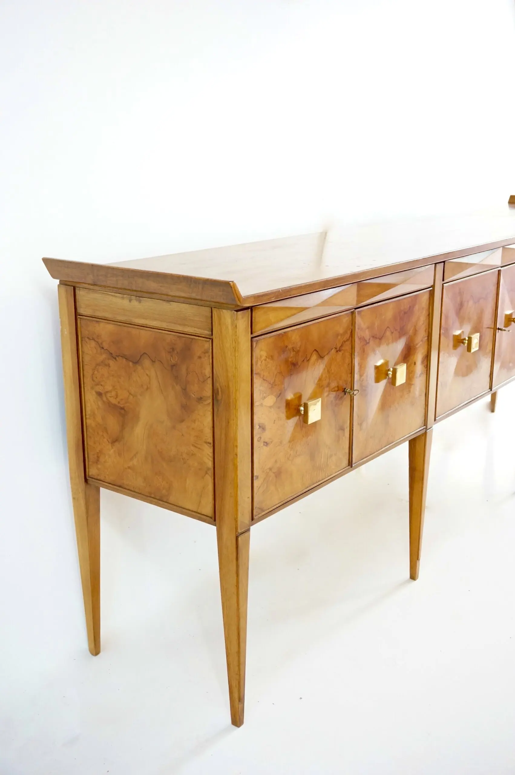 Tomaso Buzzi & Emilio Lancia att. briar root unique six doors sideboard, 1940 — image 3